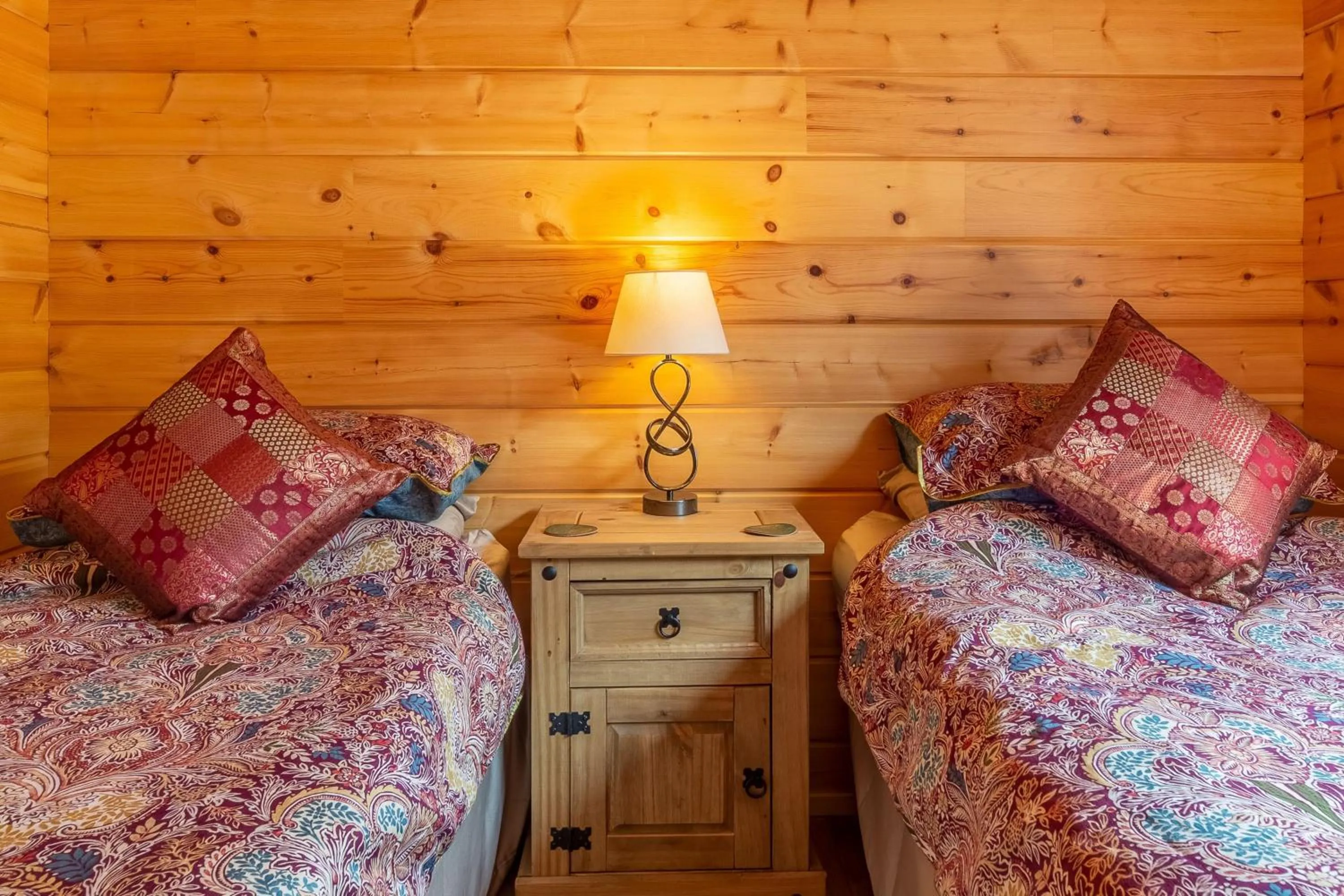 Property building, Bed in The Lodge