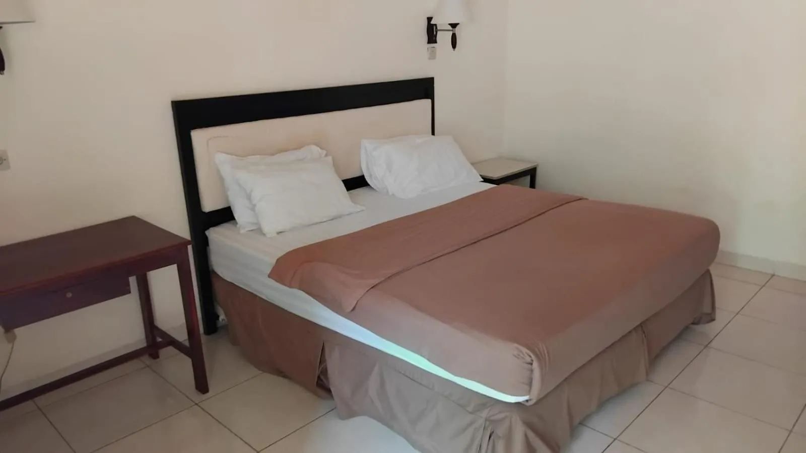 Bed in Hotel Wailiti