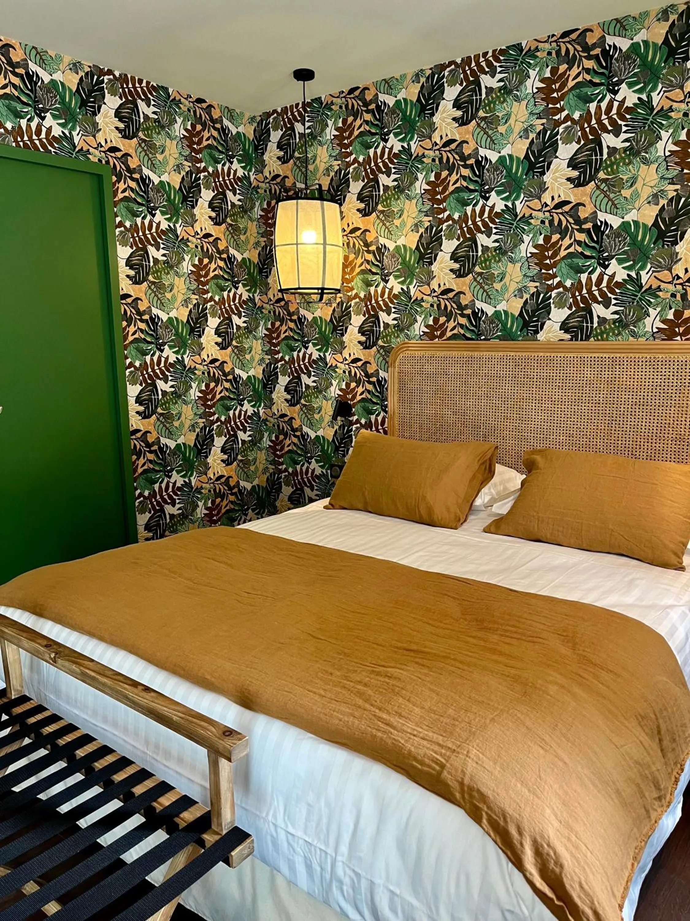 Bed in Hôtel le Corbusson