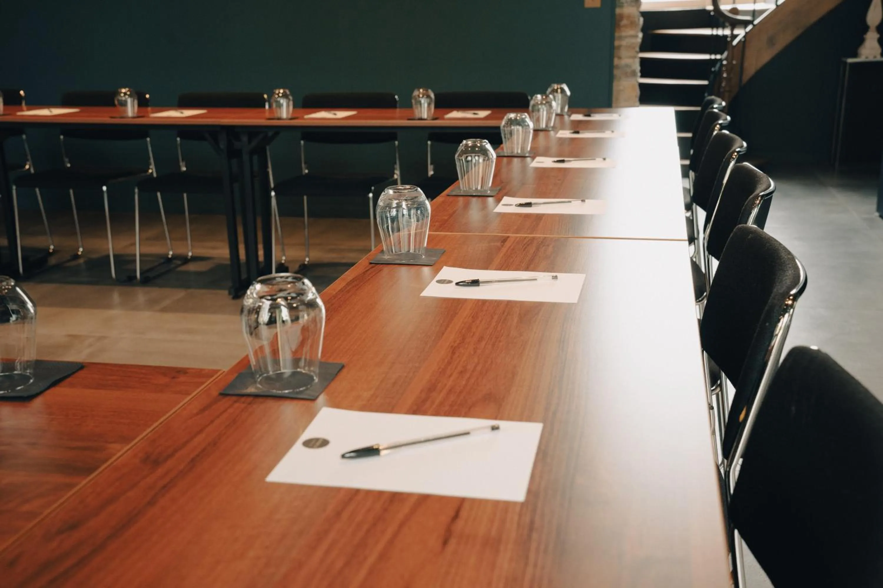 Meeting/conference room in Hôtel le Corbusson Laval Ouest
