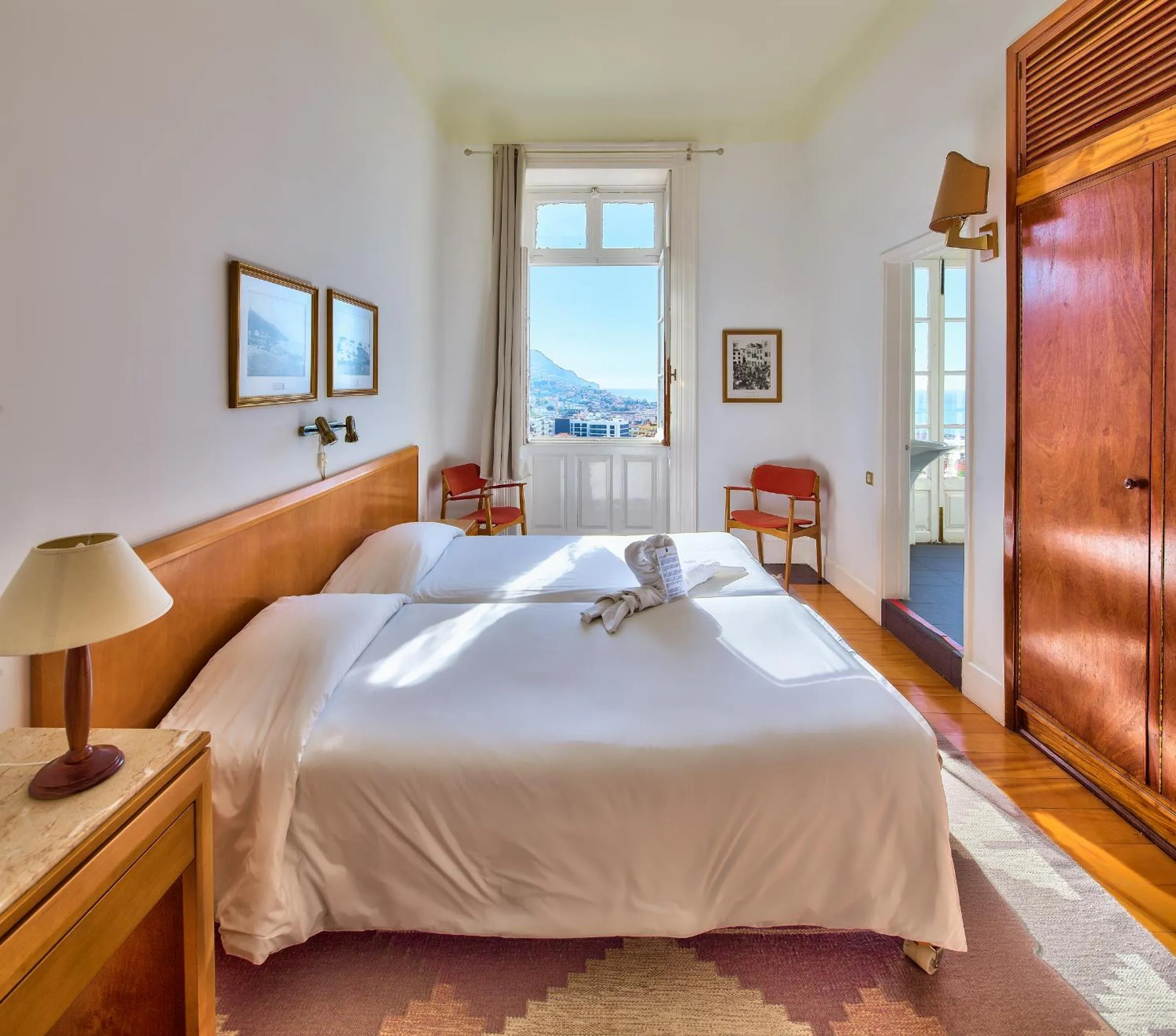 Photo of the whole room, Bed in Hotel Monte Carlo