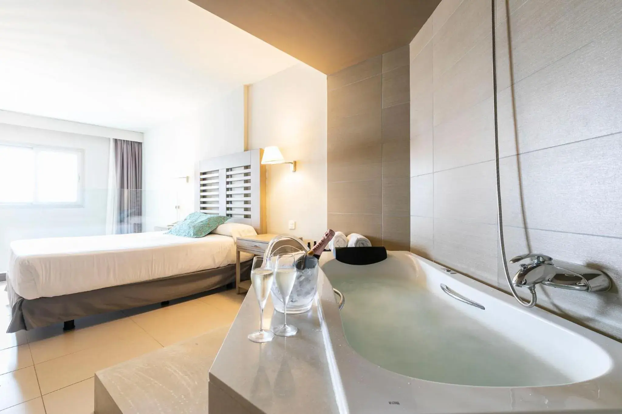 Duplex Suite in HD Beach Resort Duplex Suite in HD Beach Resort