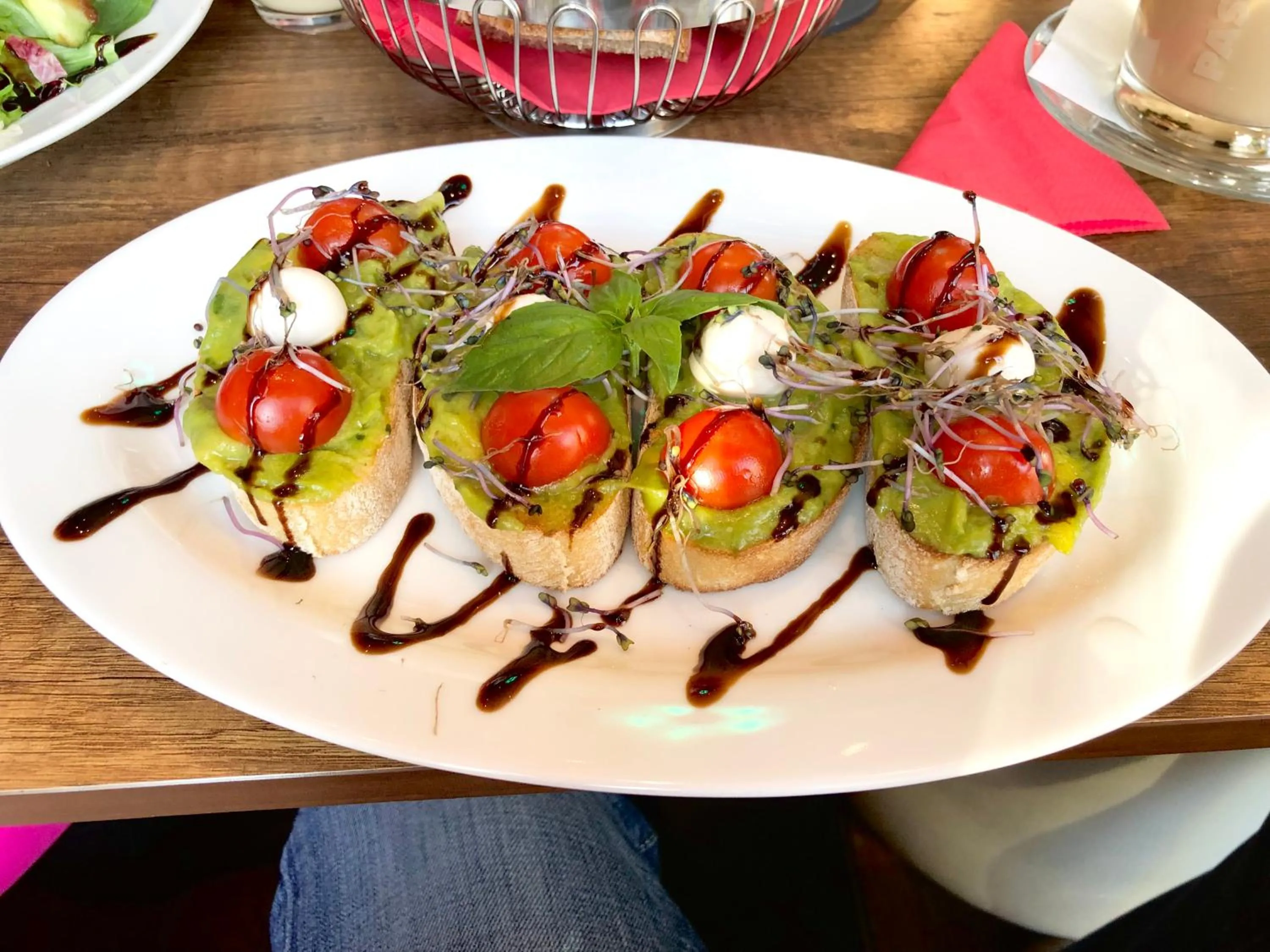 Food and drinks in Hotel Simonshof