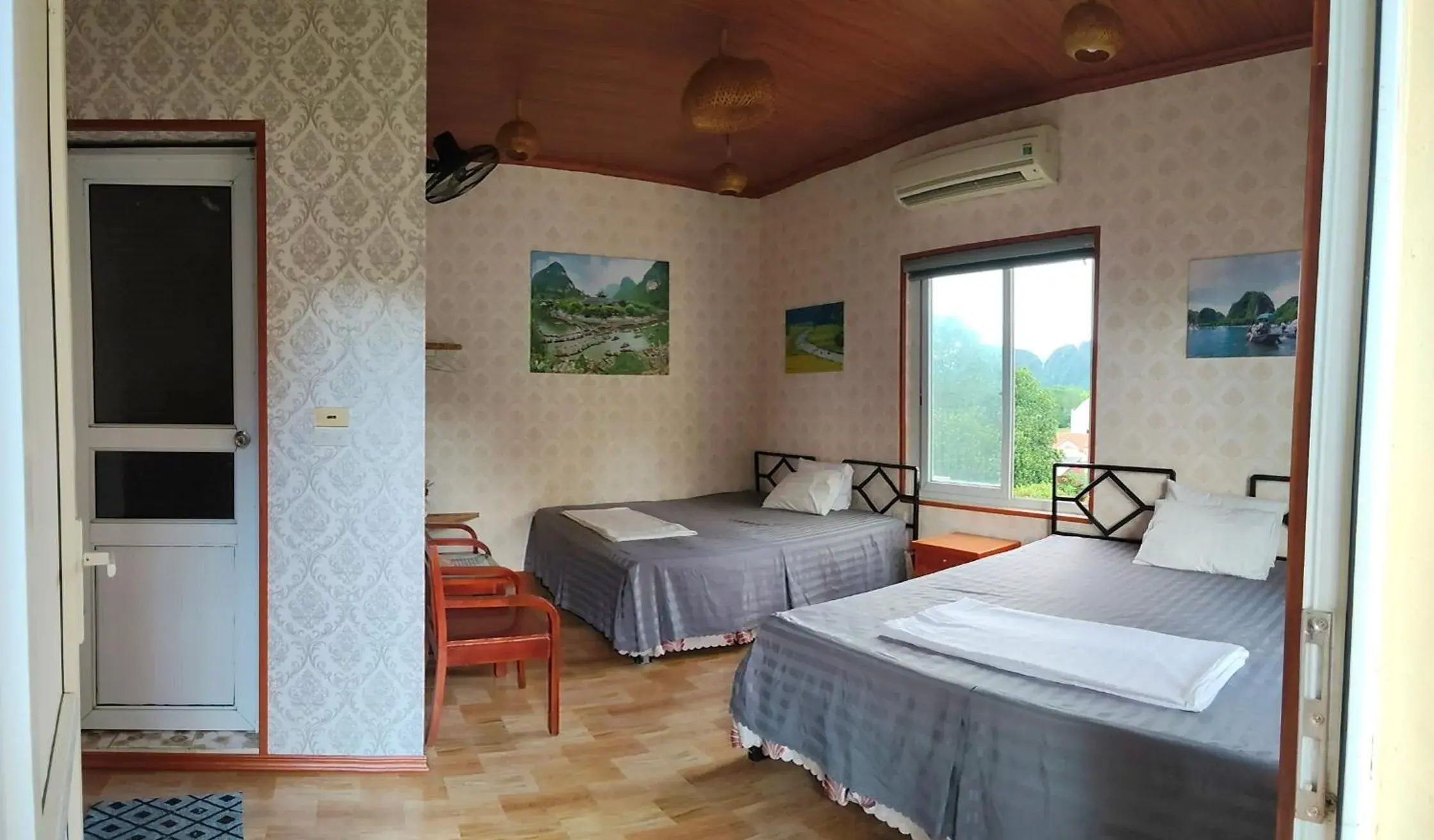 Superior Double Room in Trang An Central Homestay Superior Double Room in Trang An Central Homestay