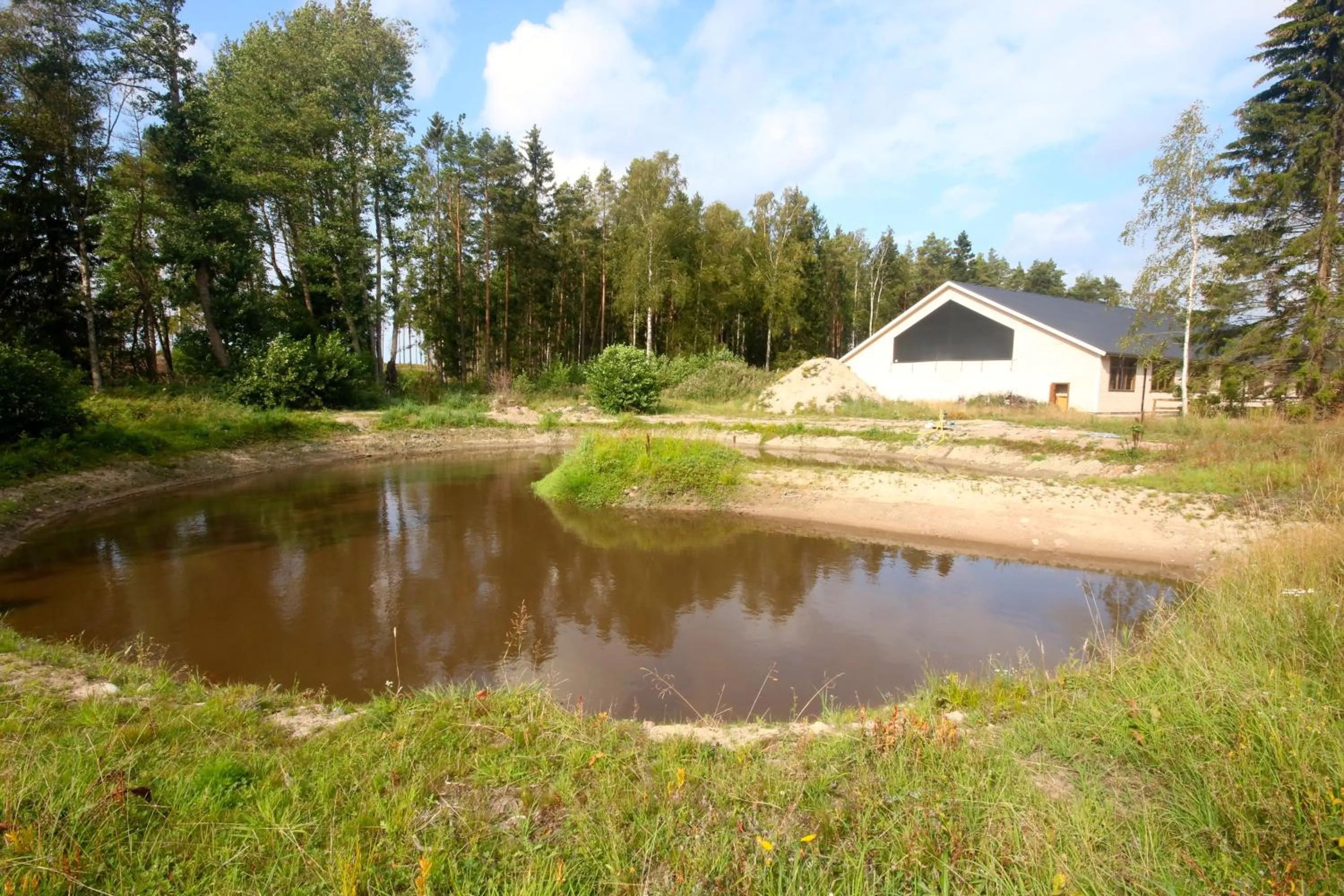 Property building in Granlunda Gård