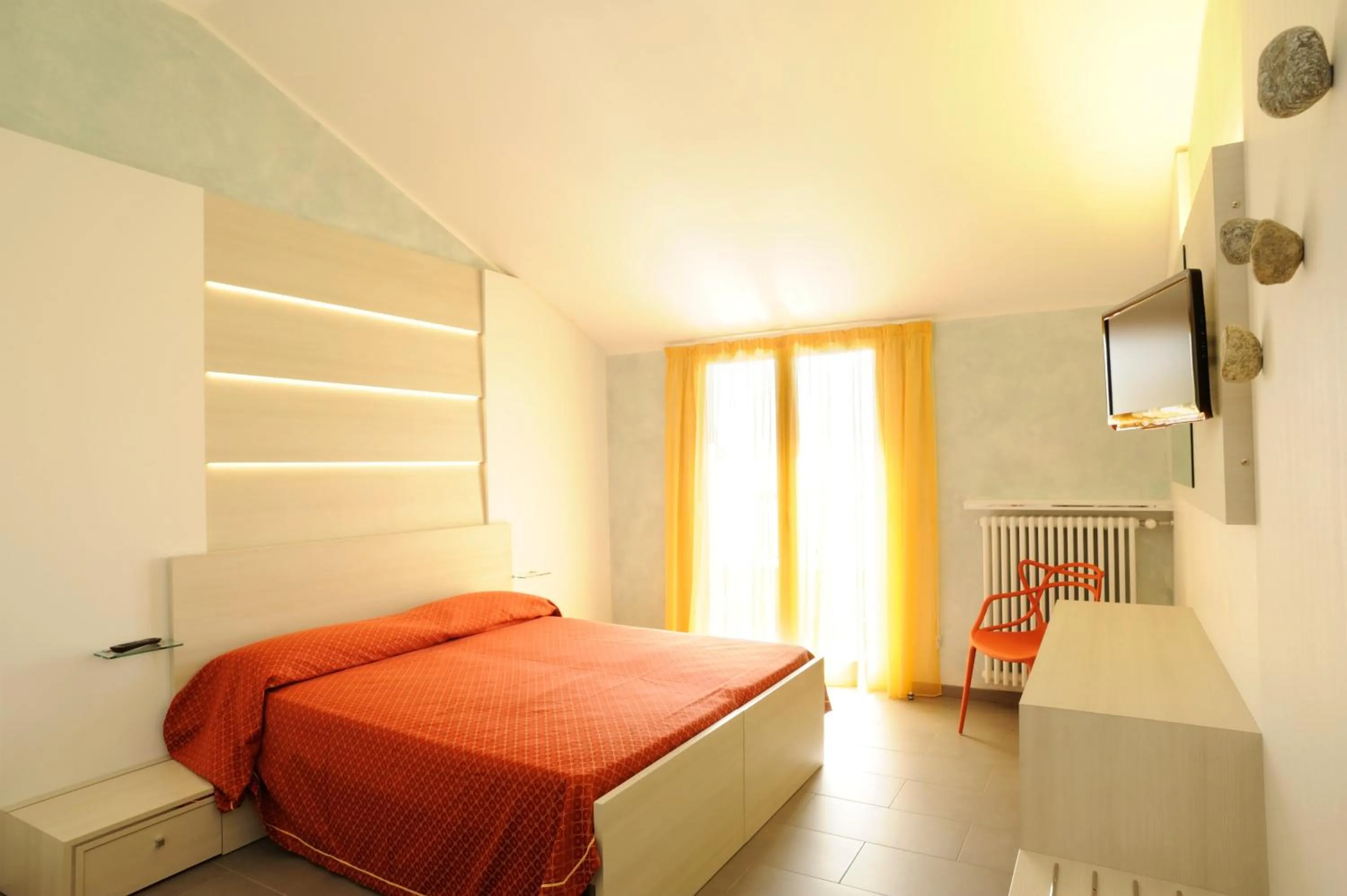 Bedroom, Bed in Hotel Danio Lungomare