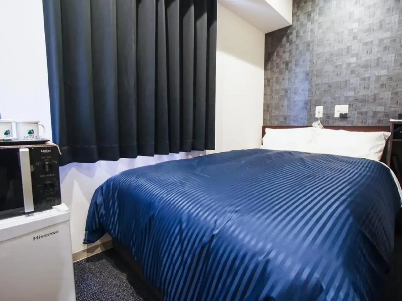 Double Room with Small Double Bed - single occupancy - Non-Smoking in HOTEL LiVEMAX Himeji Shiyakusho Mae Double Room with Small Double Bed - single occupancy - Non-Smoking in HOTEL LiVEMAX Himeji Shiyakusho Mae