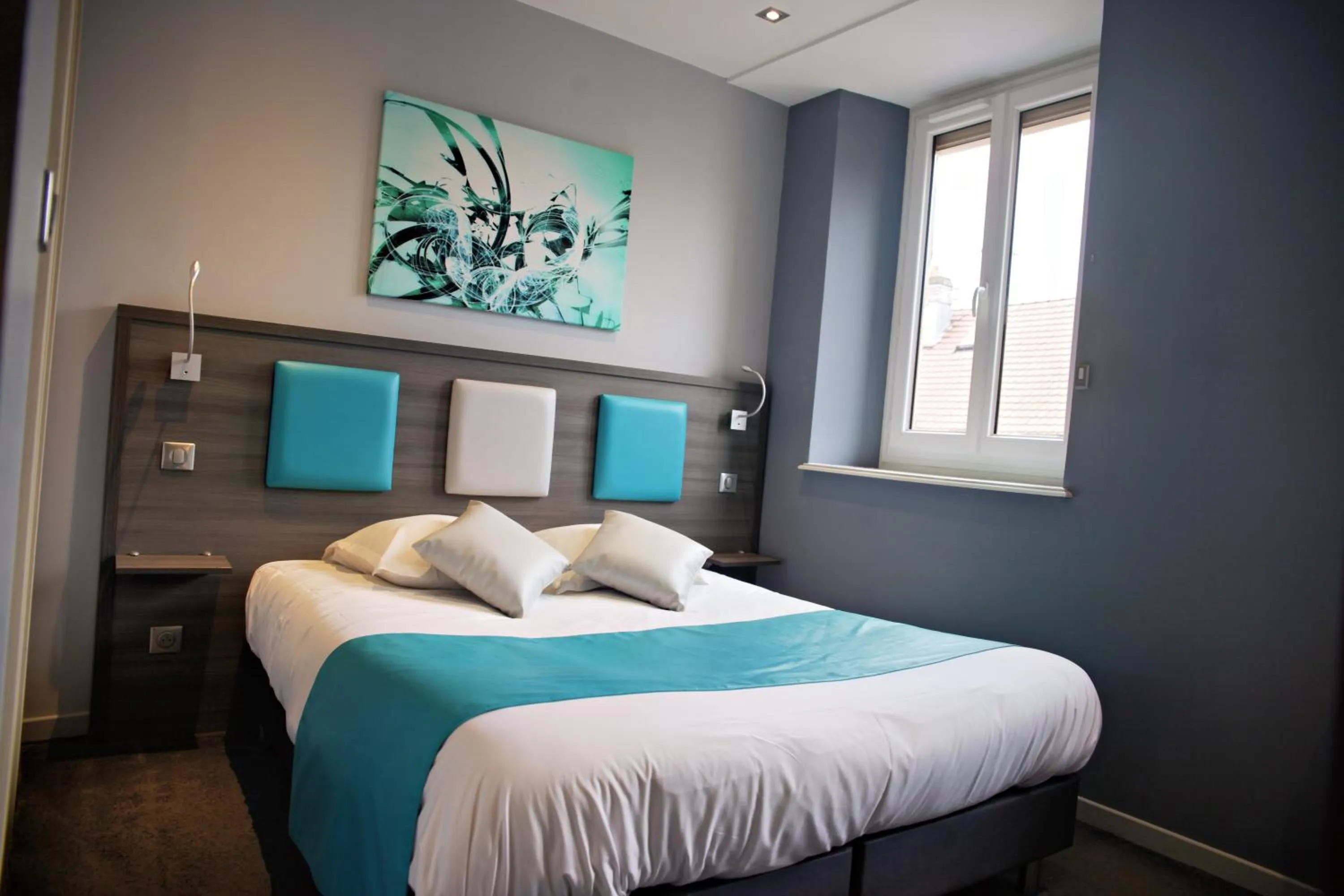 Bed in Hotel-Restaurant St-Christophe