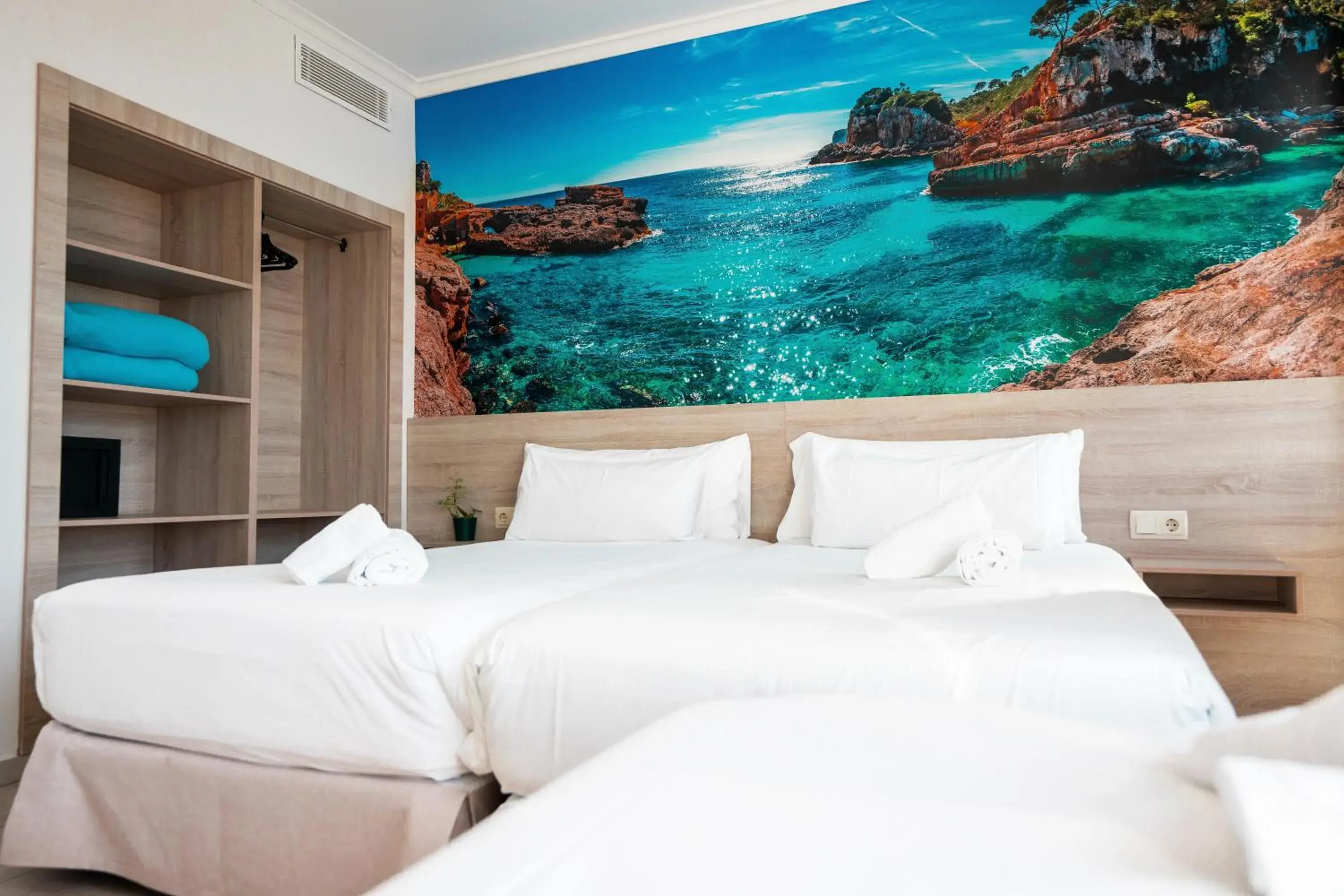 Photo of the whole room, Bed in NURA Boreal Photo of the whole room, Bed in NURA Boreal