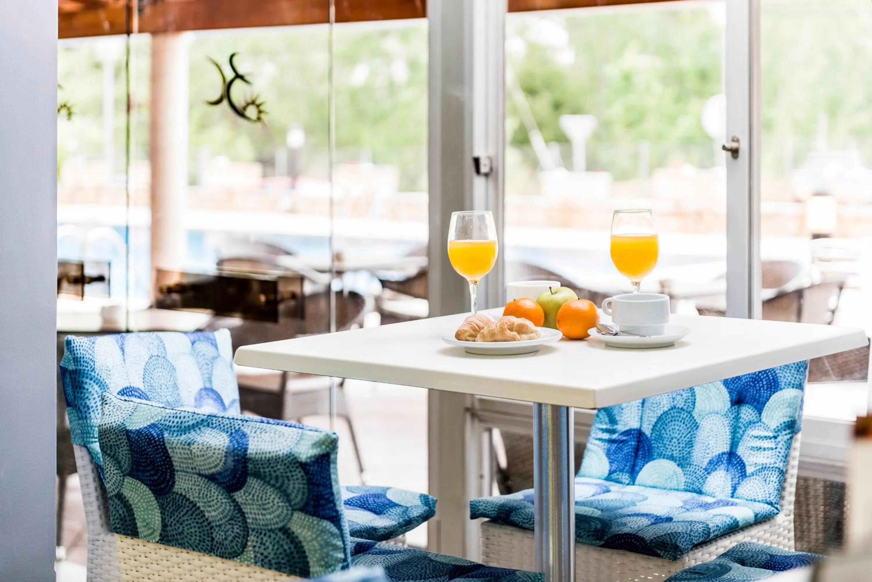 Dining area in NURA Boreal