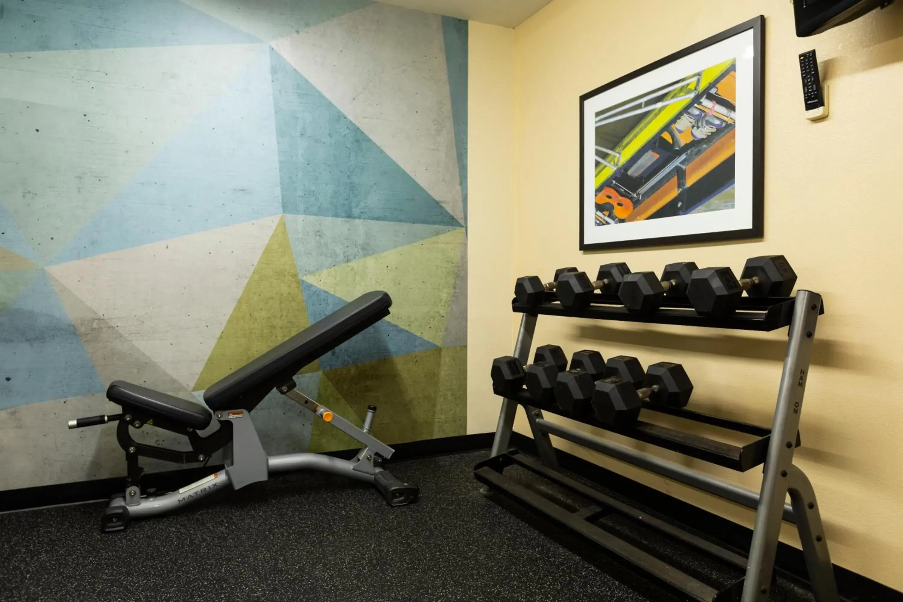Fitness centre/facilities in Candlewood Suites Colonial Heights - Fort Lee by IHG Fitness centre/facilities in Candlewood Suites Colonial Heights - Fort Lee by IHG