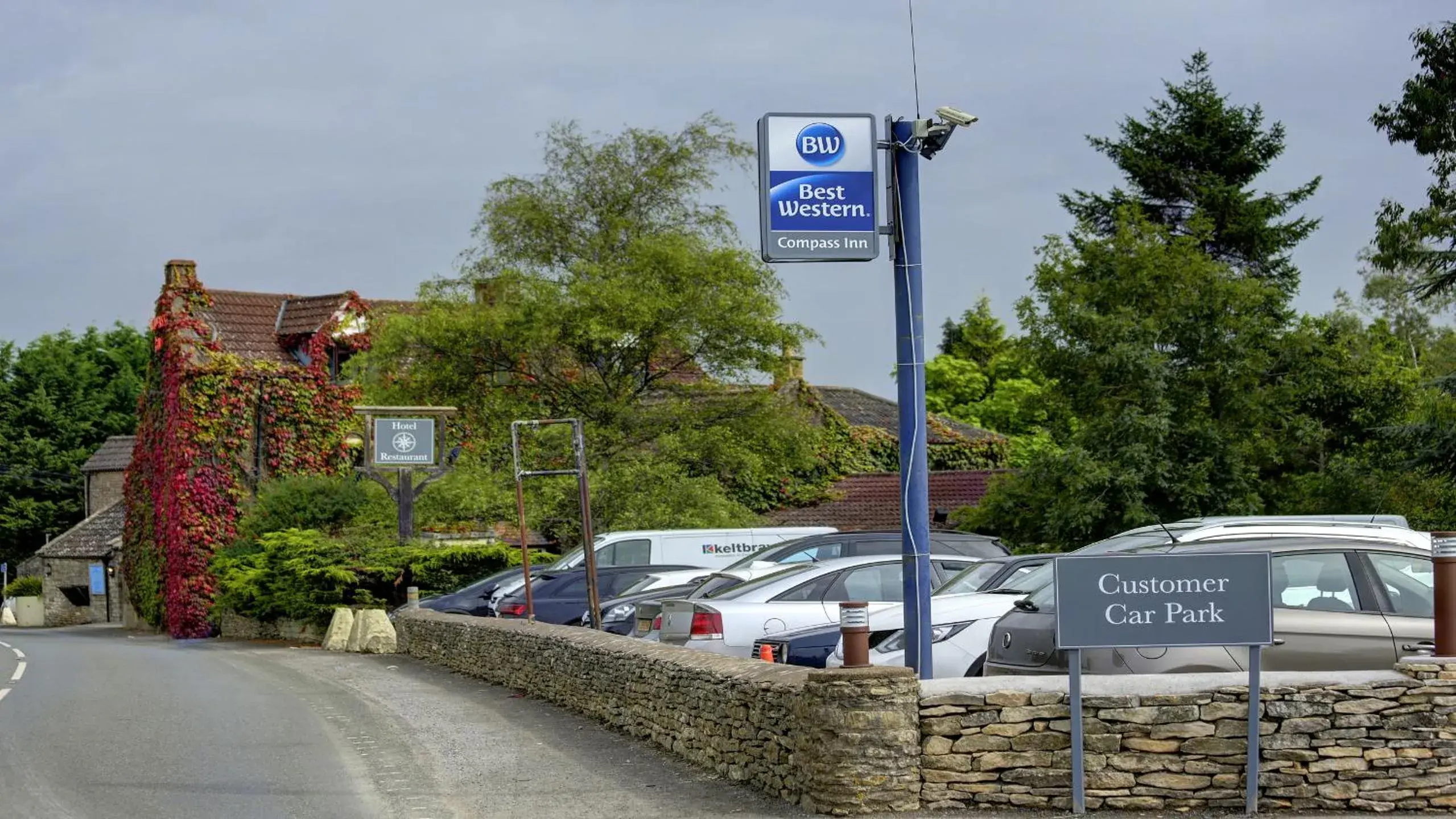Street view in Best Western Compass Inn Street view in Best Western Compass Inn