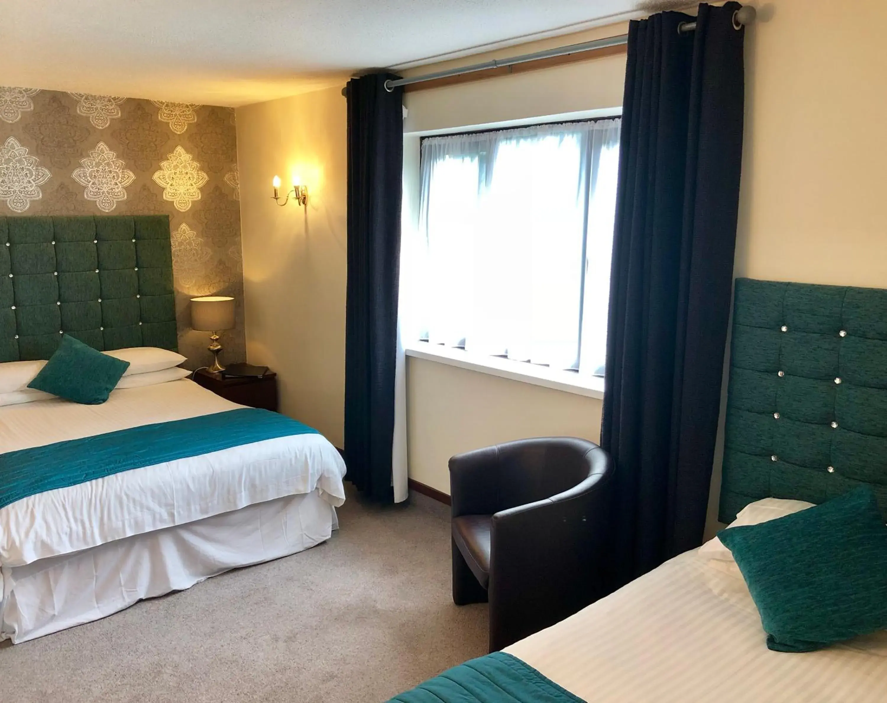 Bedroom, Bed in Best Western Compass Inn Bedroom, Bed in Best Western Compass Inn