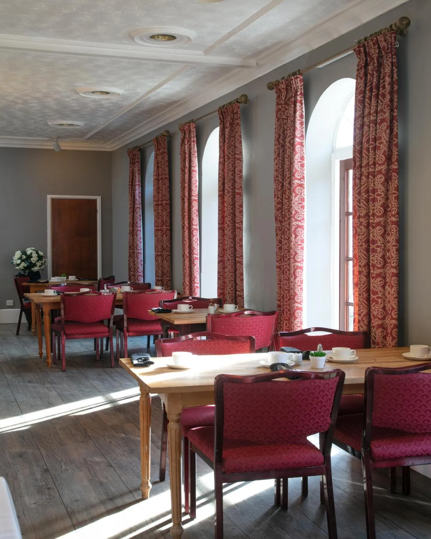 Best Western Compass Inn