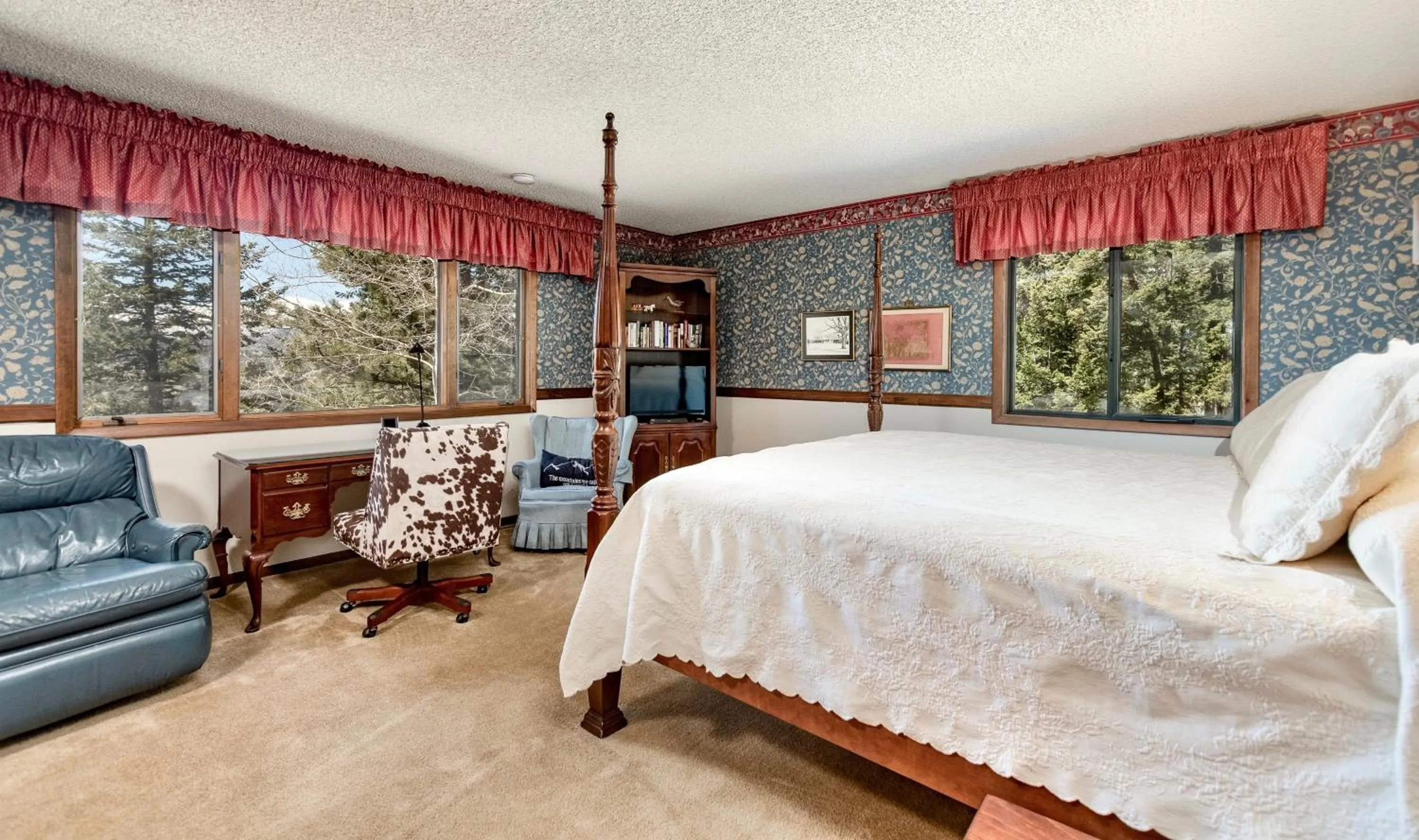 Bedroom, Bed in Macmillan Home