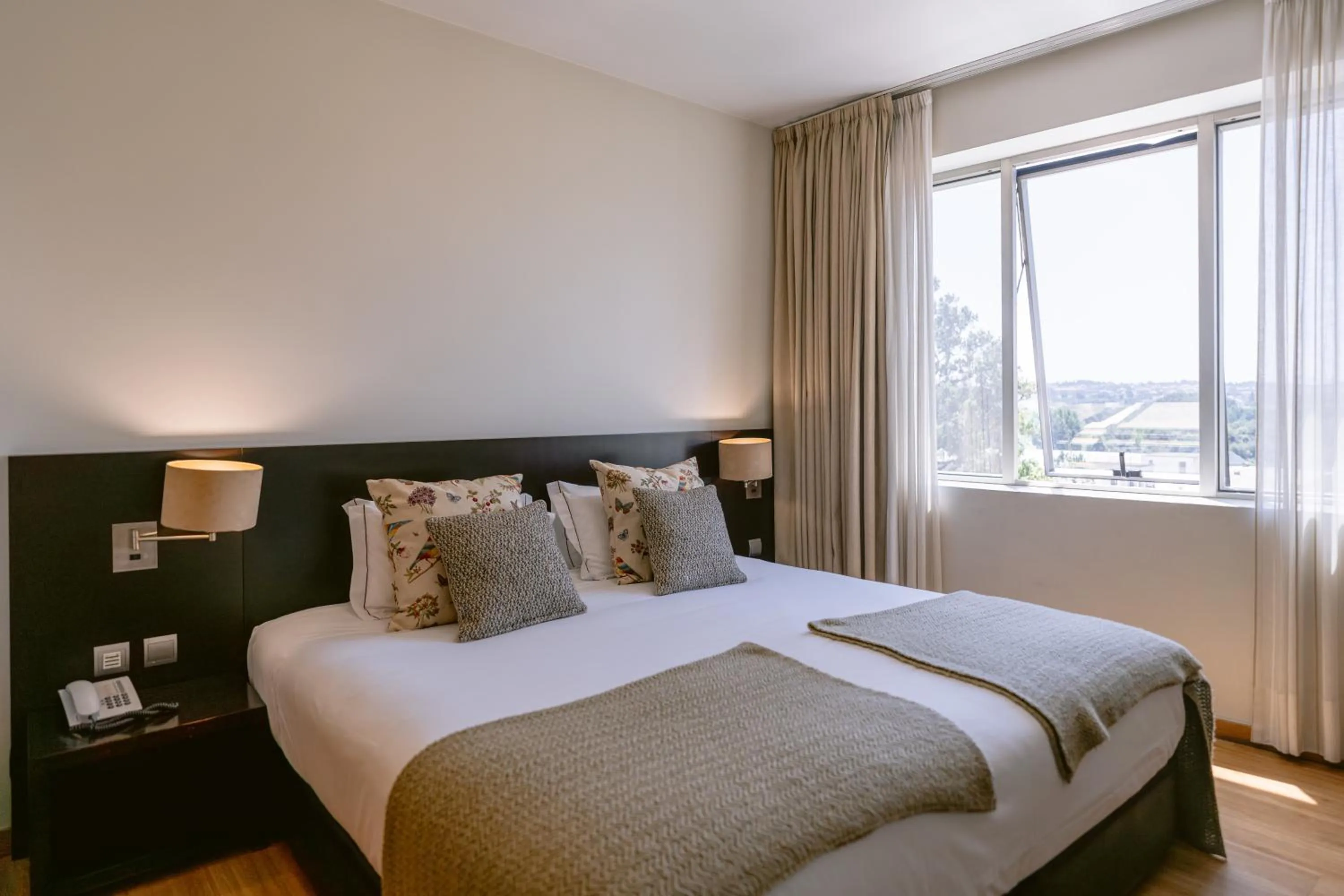 Bedroom, Bed in Hotel Conde de Agueda