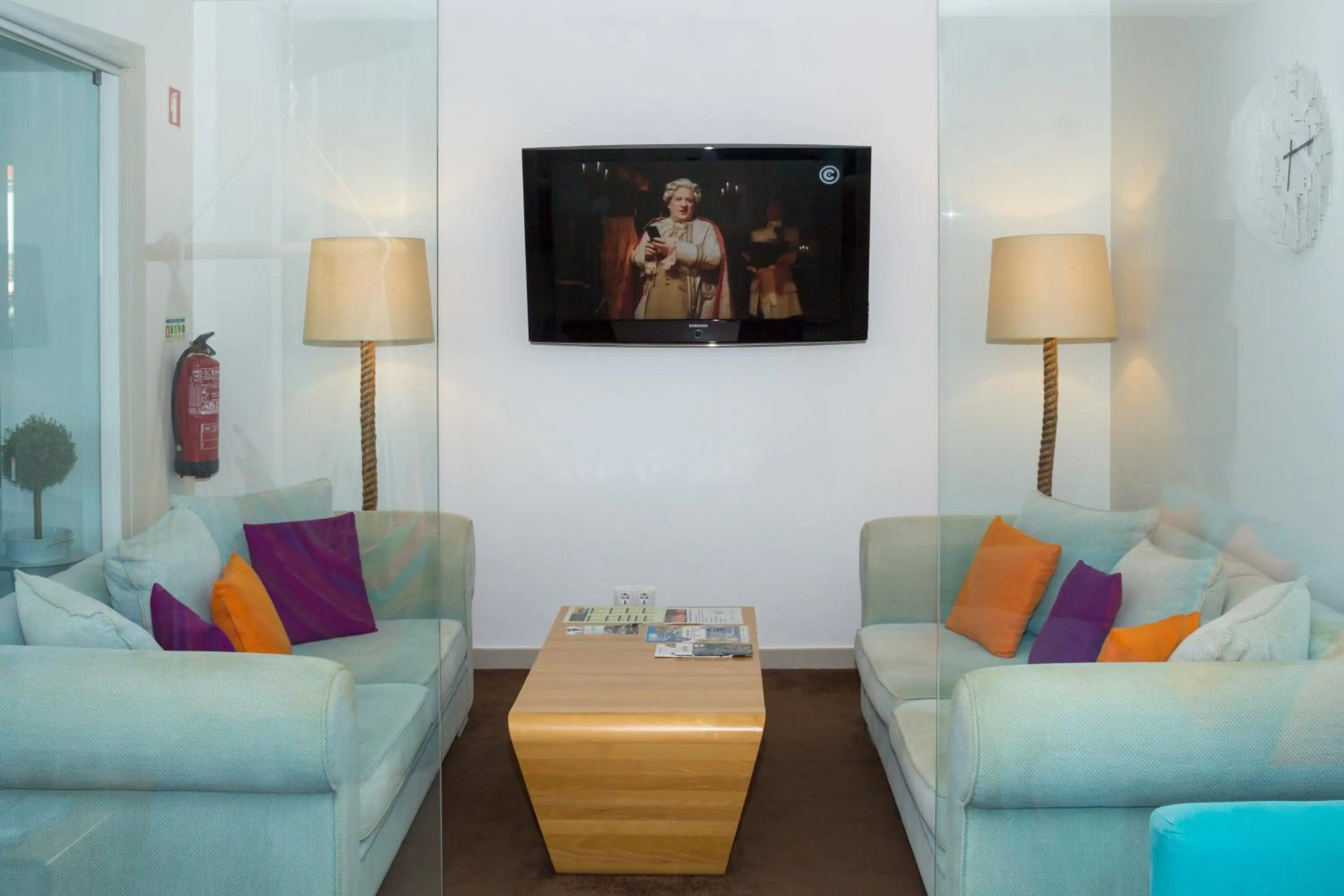 Communal lounge/ TV room in Mareta View - Boutique Bed & Breakfast