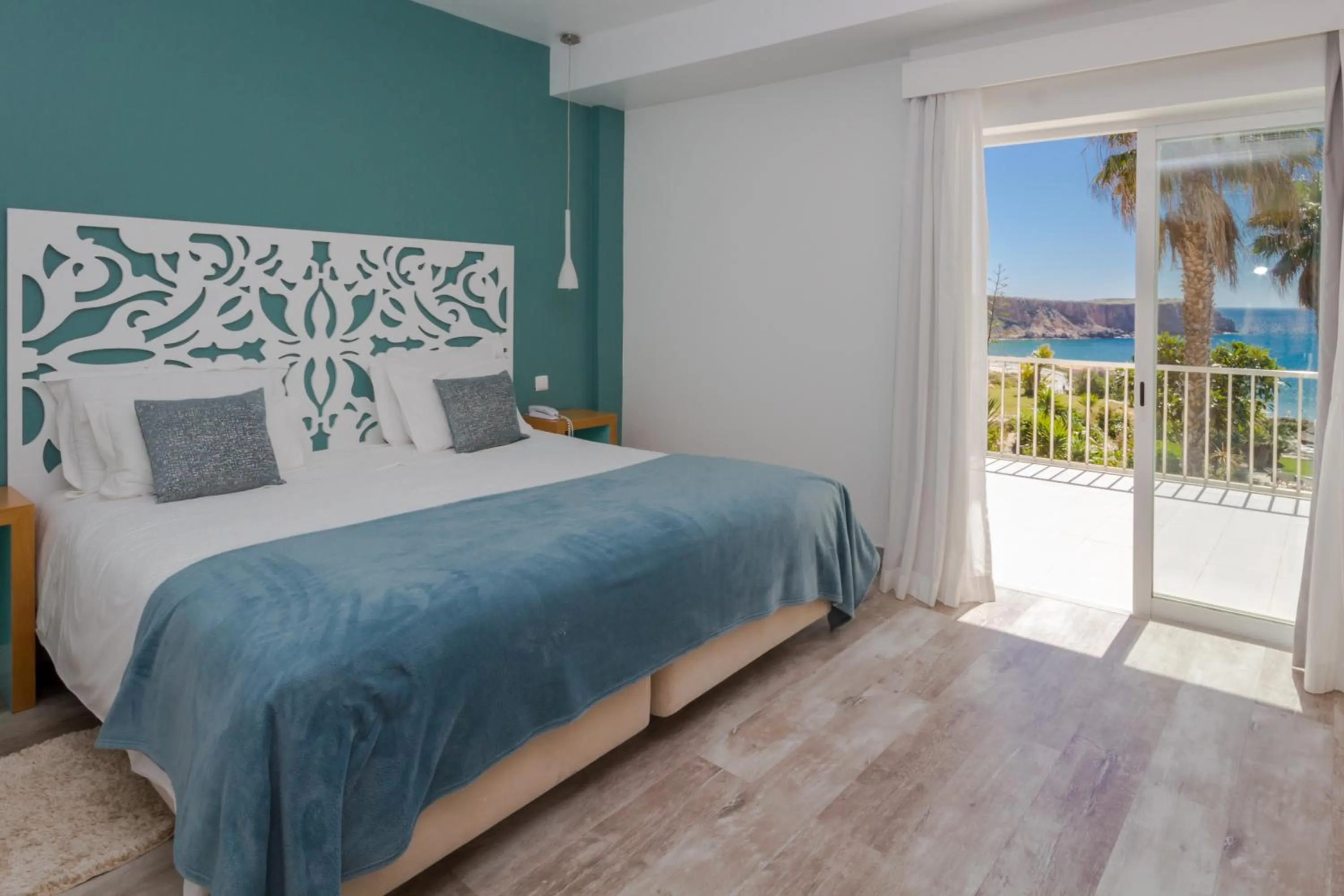 Bed in Mareta View - Boutique Bed & Breakfast