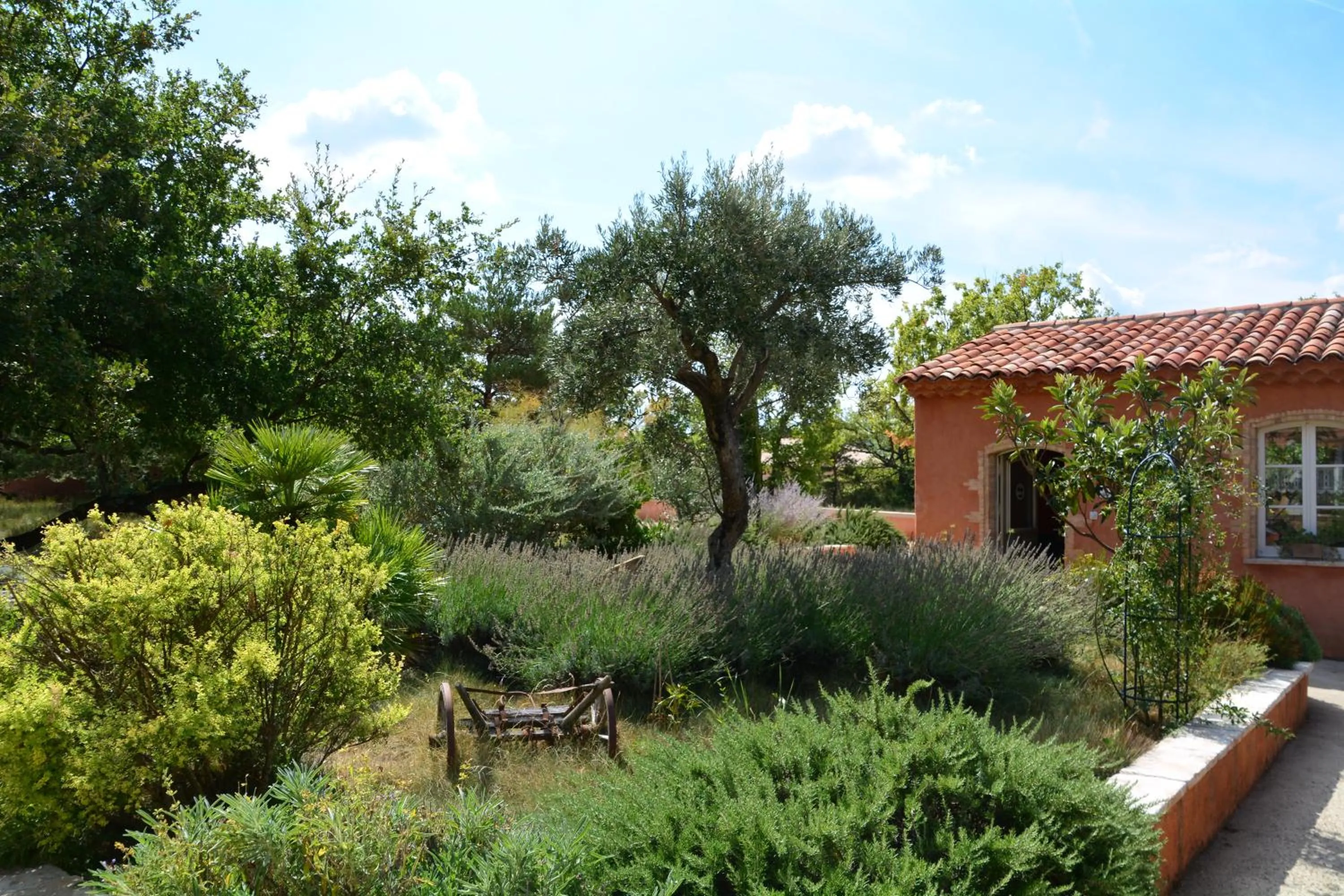 Garden in Les Jardins de l'Ermitage