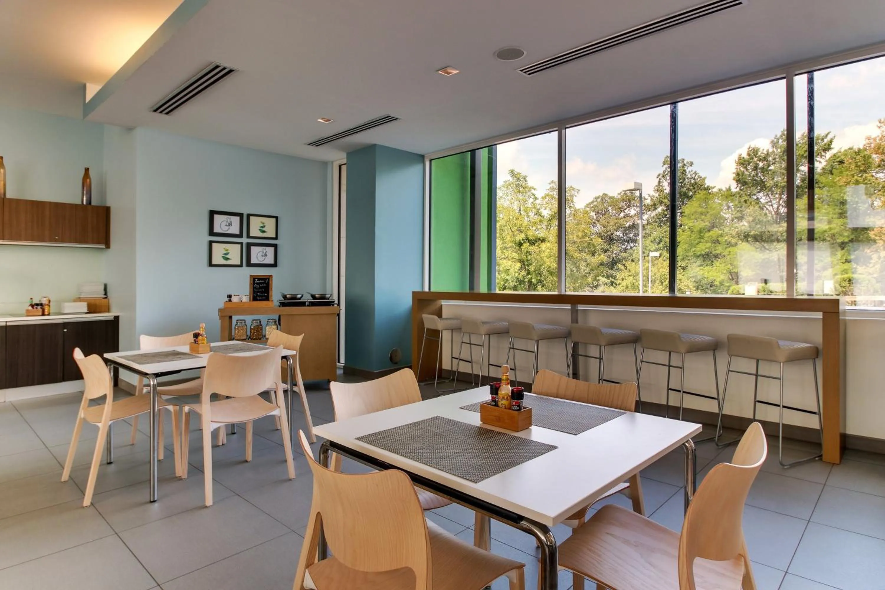 Breakfast in Element Ewing Princeton