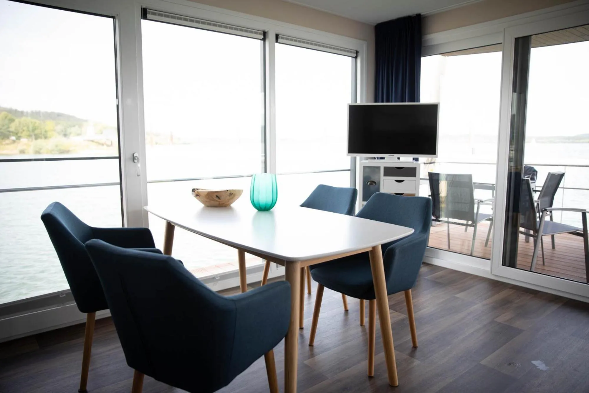 Dining area in Floating Village Brombachsee