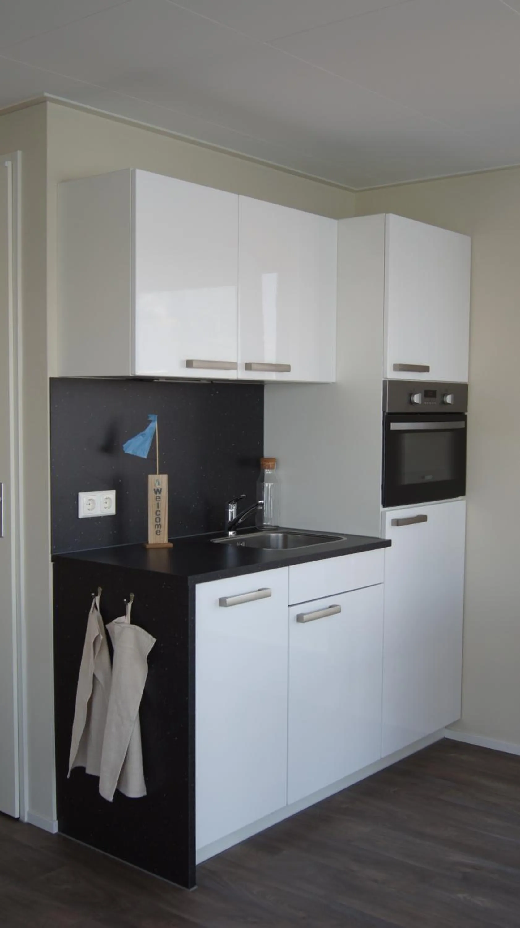 Photo of the whole room in Floating Village Brombachsee