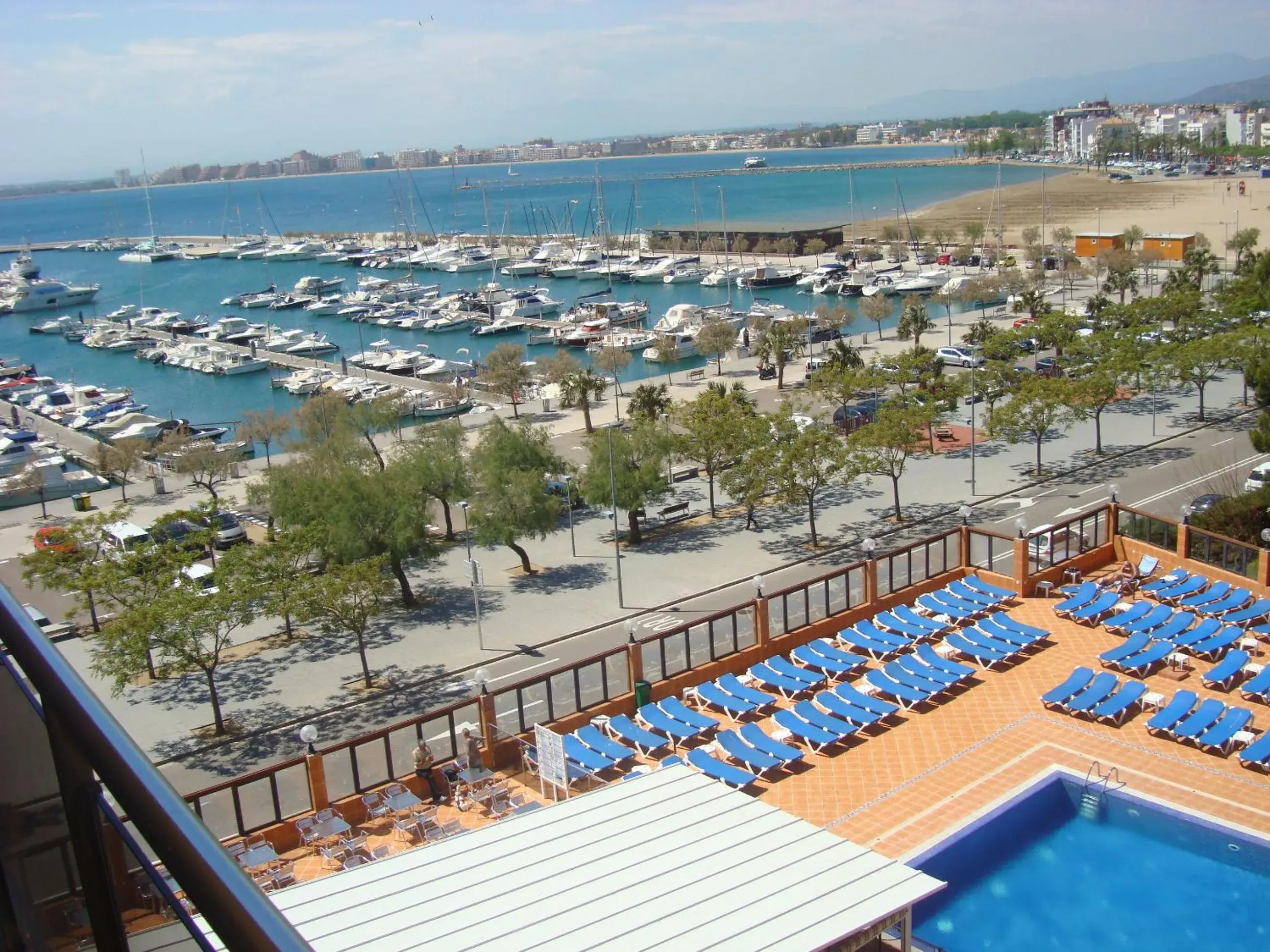 View (from property/room) in Hotel Univers View (from property/room) in Hotel Univers