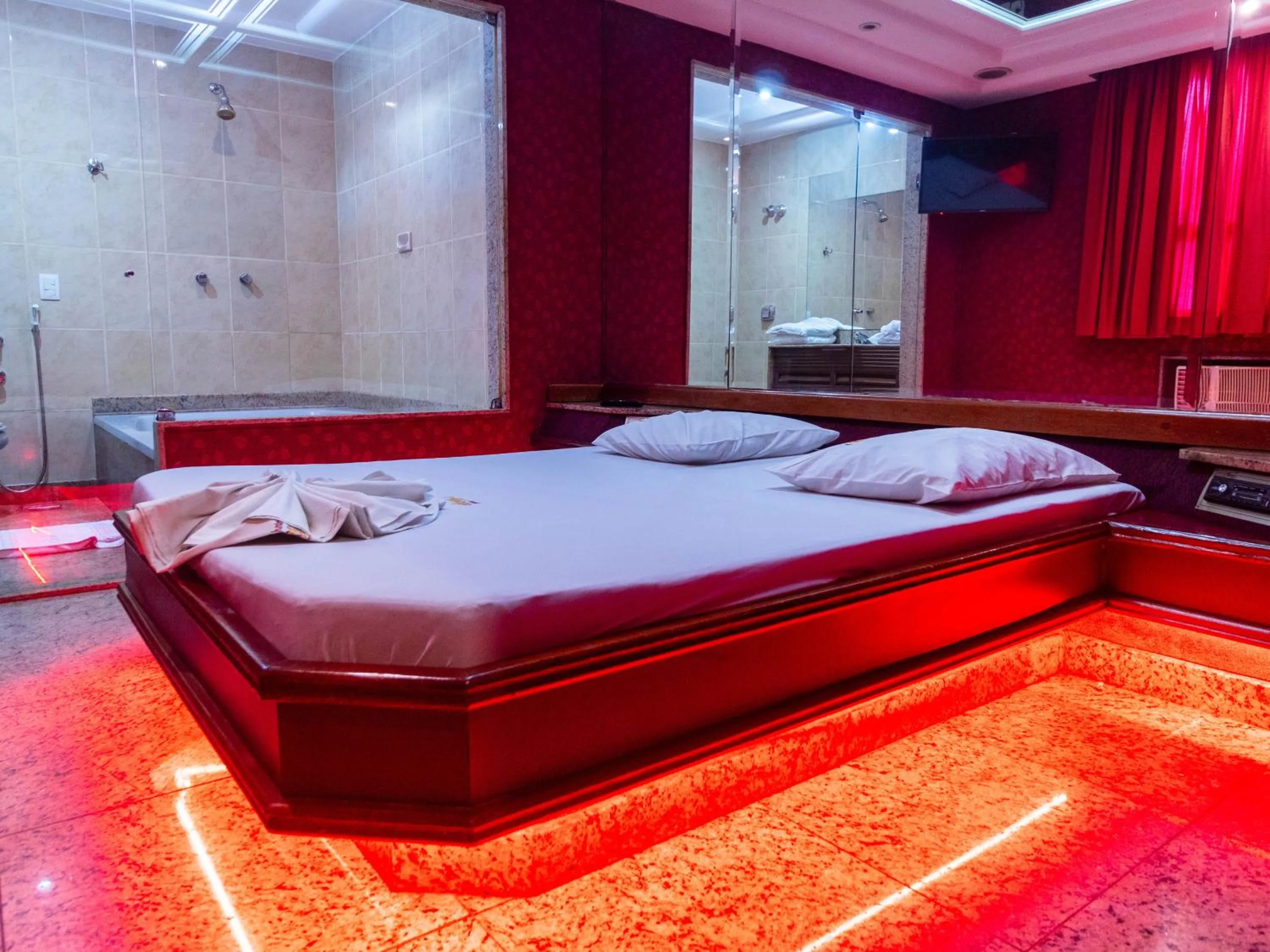 Photo of the whole room, Bed in Hotel Malaga (Adult Only)