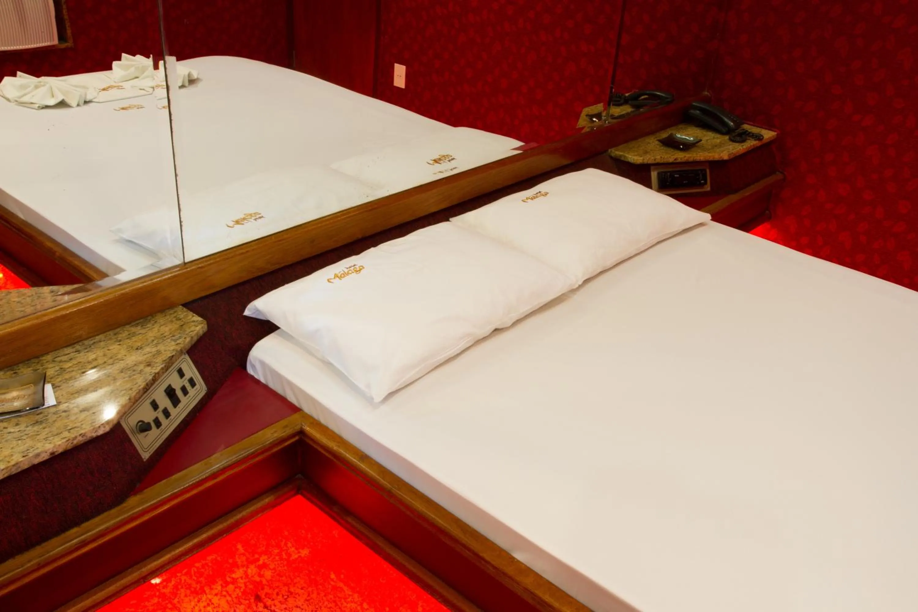Bed in Hotel Malaga (Adult Only)