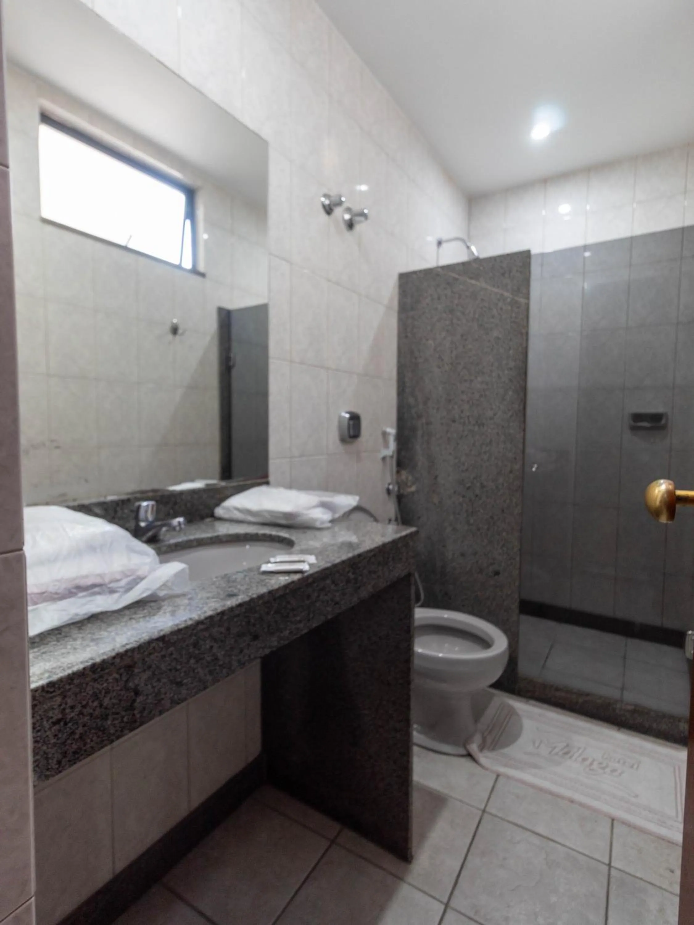 Bathroom in Hotel Malaga (Adult Only)