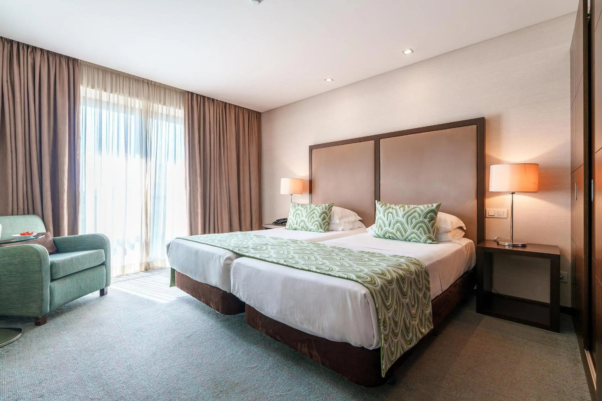 Bedroom, Bed in Hotel Dom Goncalo & Spa