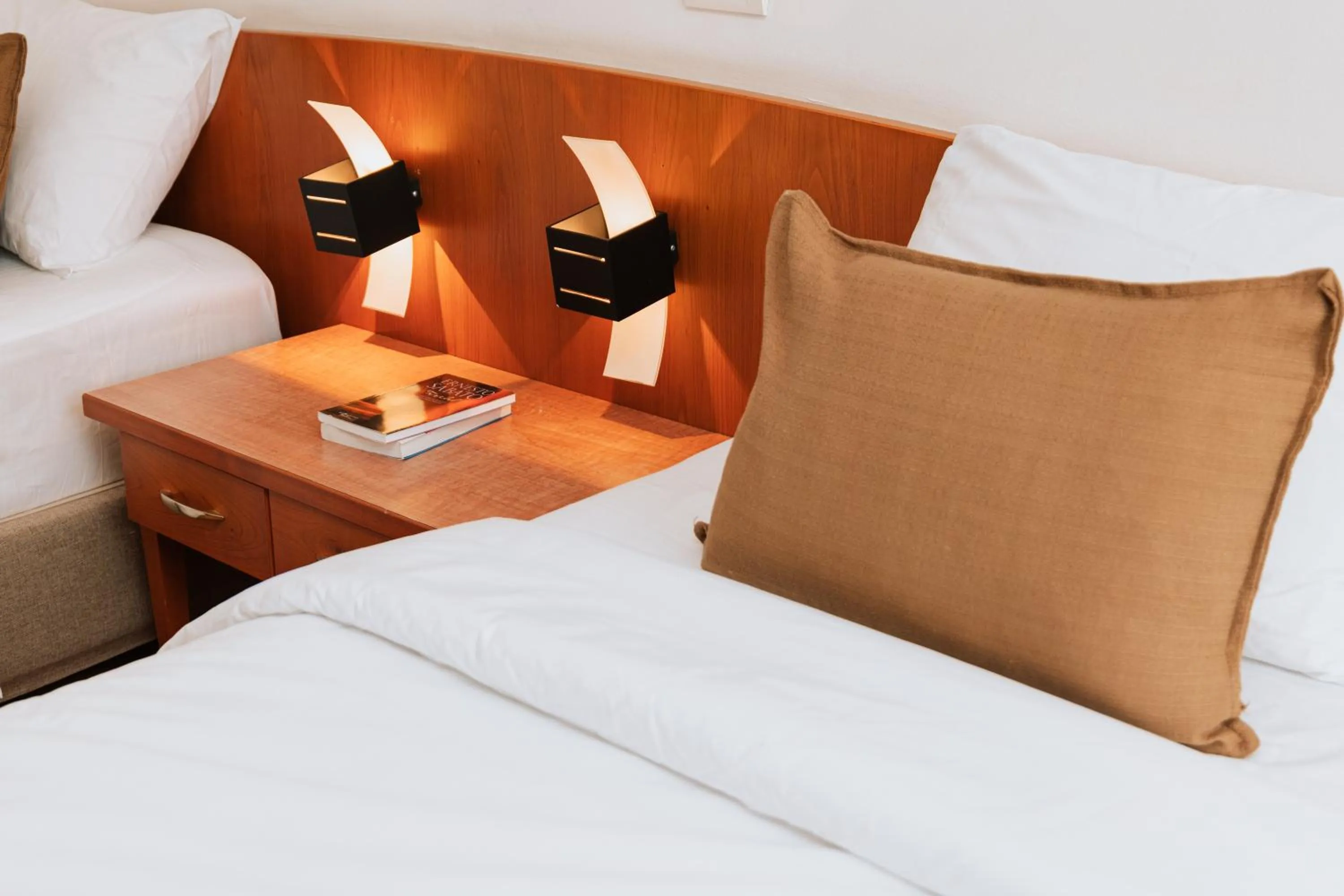 Bedroom, Bed in Hotel Duke Romana City Center