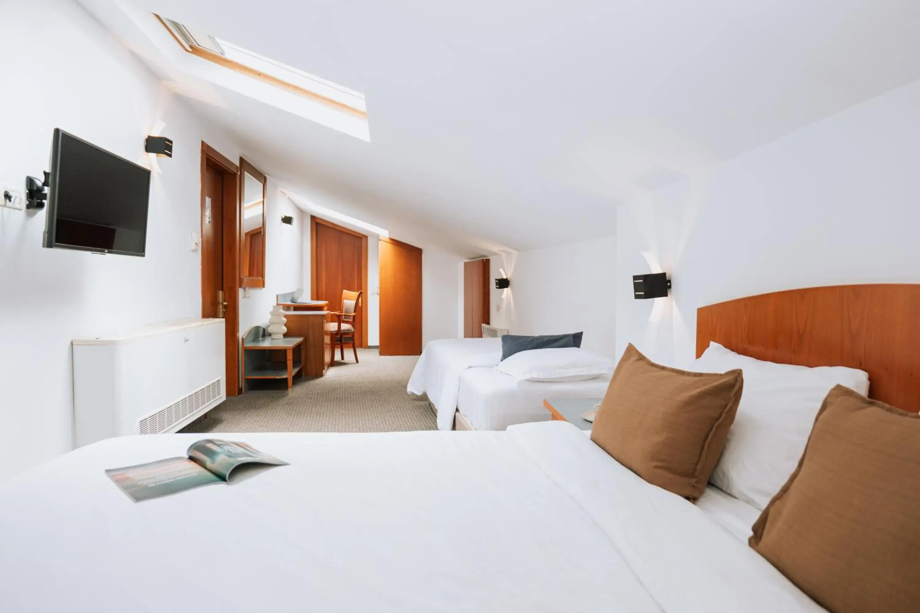 Bedroom, Bed in Hotel Duke Romana City Center Bedroom, Bed in Hotel Duke Romana City Center