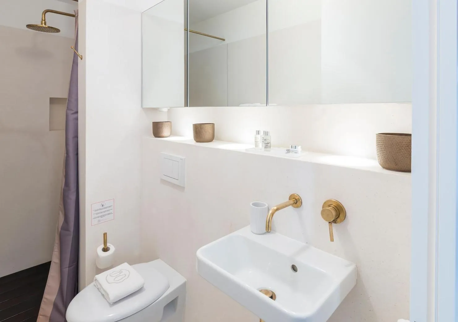 Bathroom in Oporto Street das Aldas - River View