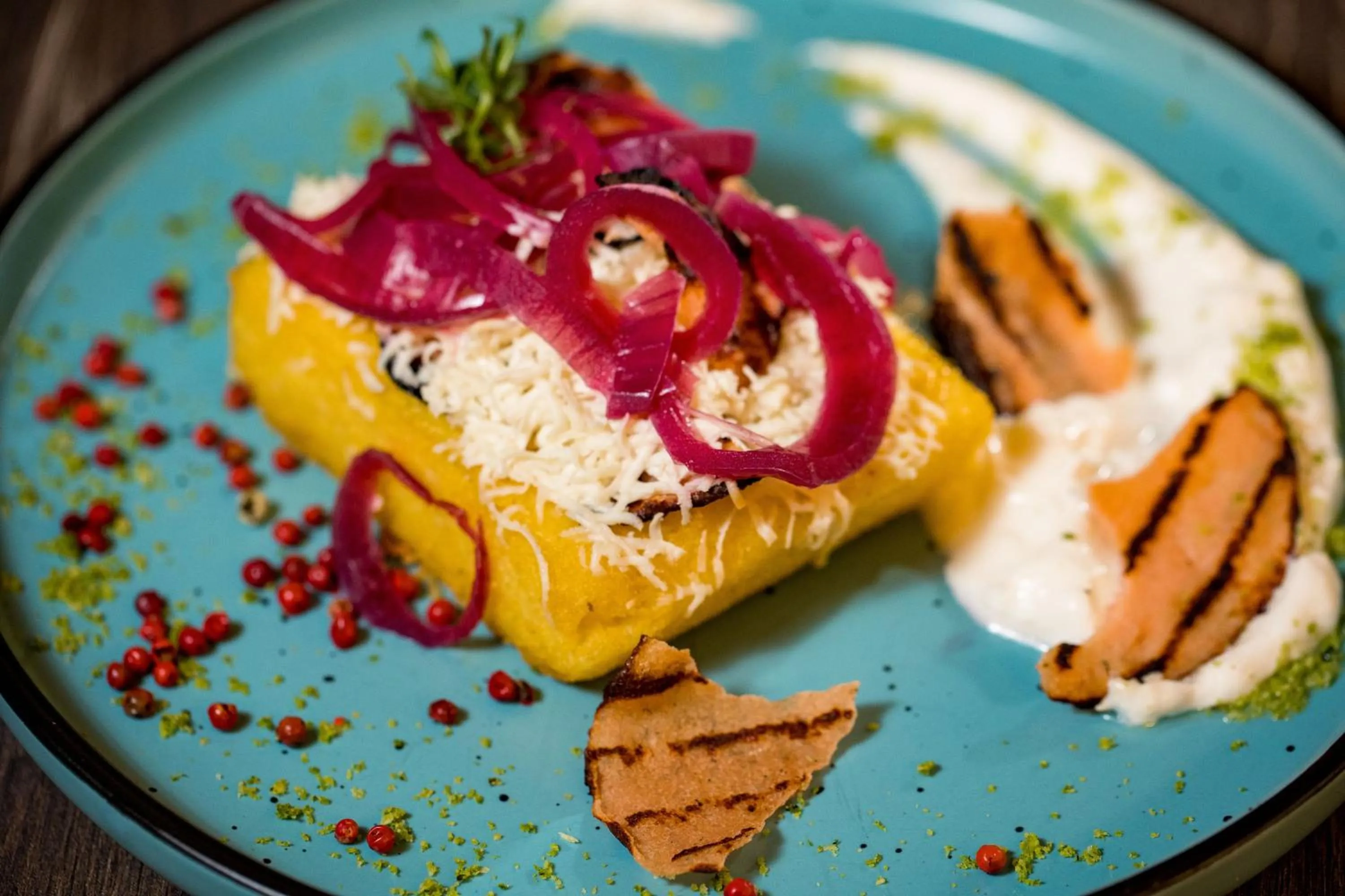 Restaurant/places to eat in Samaa Hotel