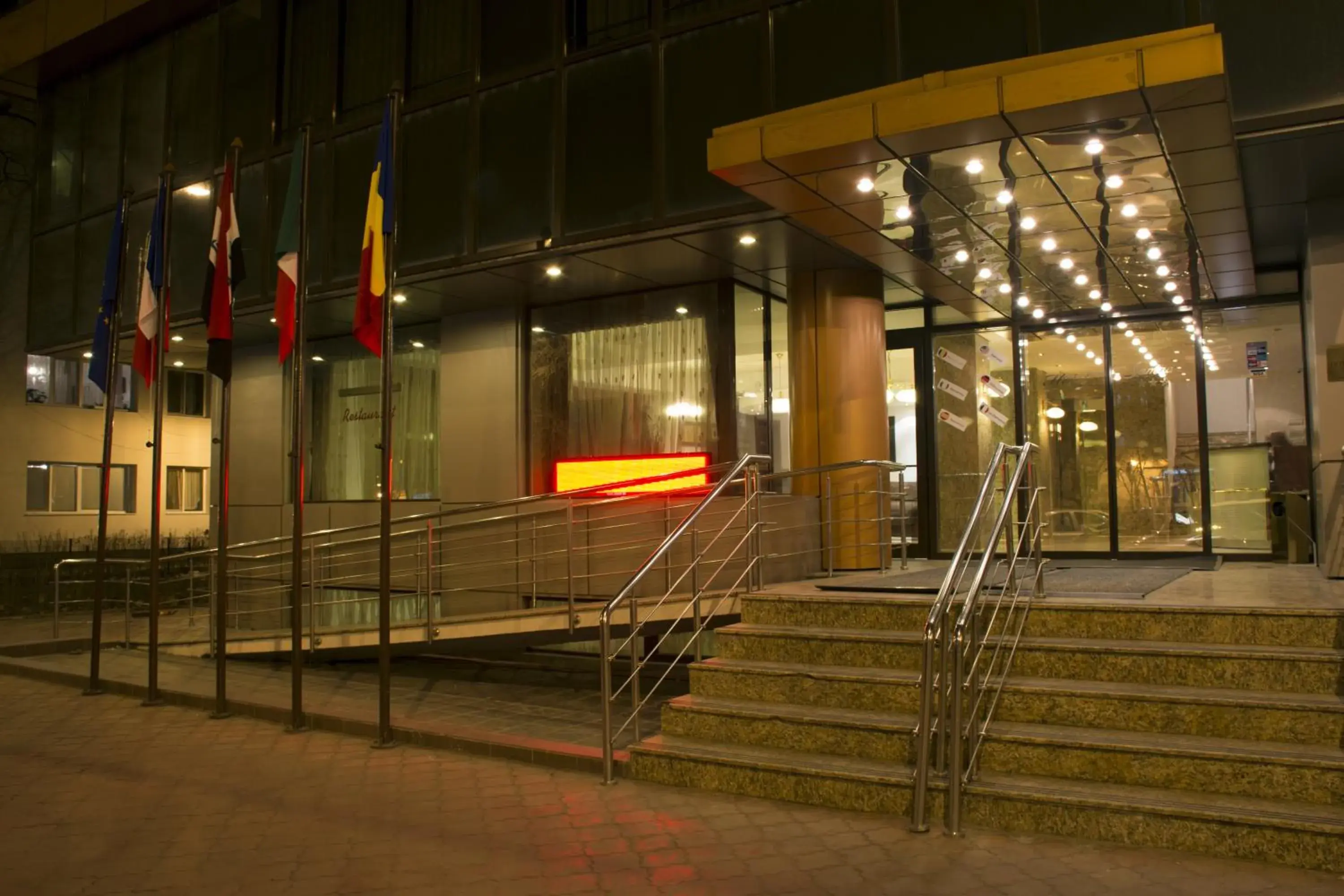 Facade/entrance in Samaa Hotel Facade/entrance in Samaa Hotel