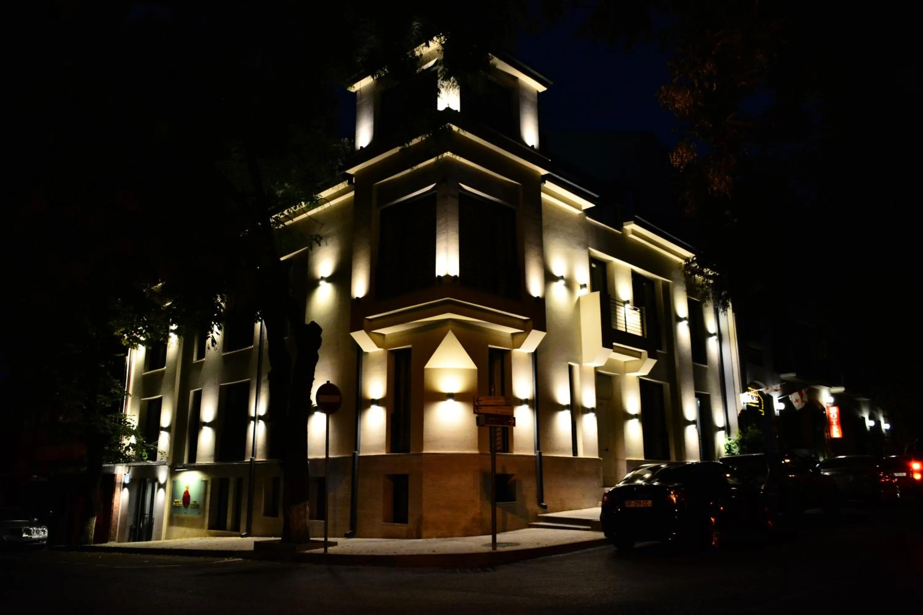 Night in Hotel Garnet Tbilisi