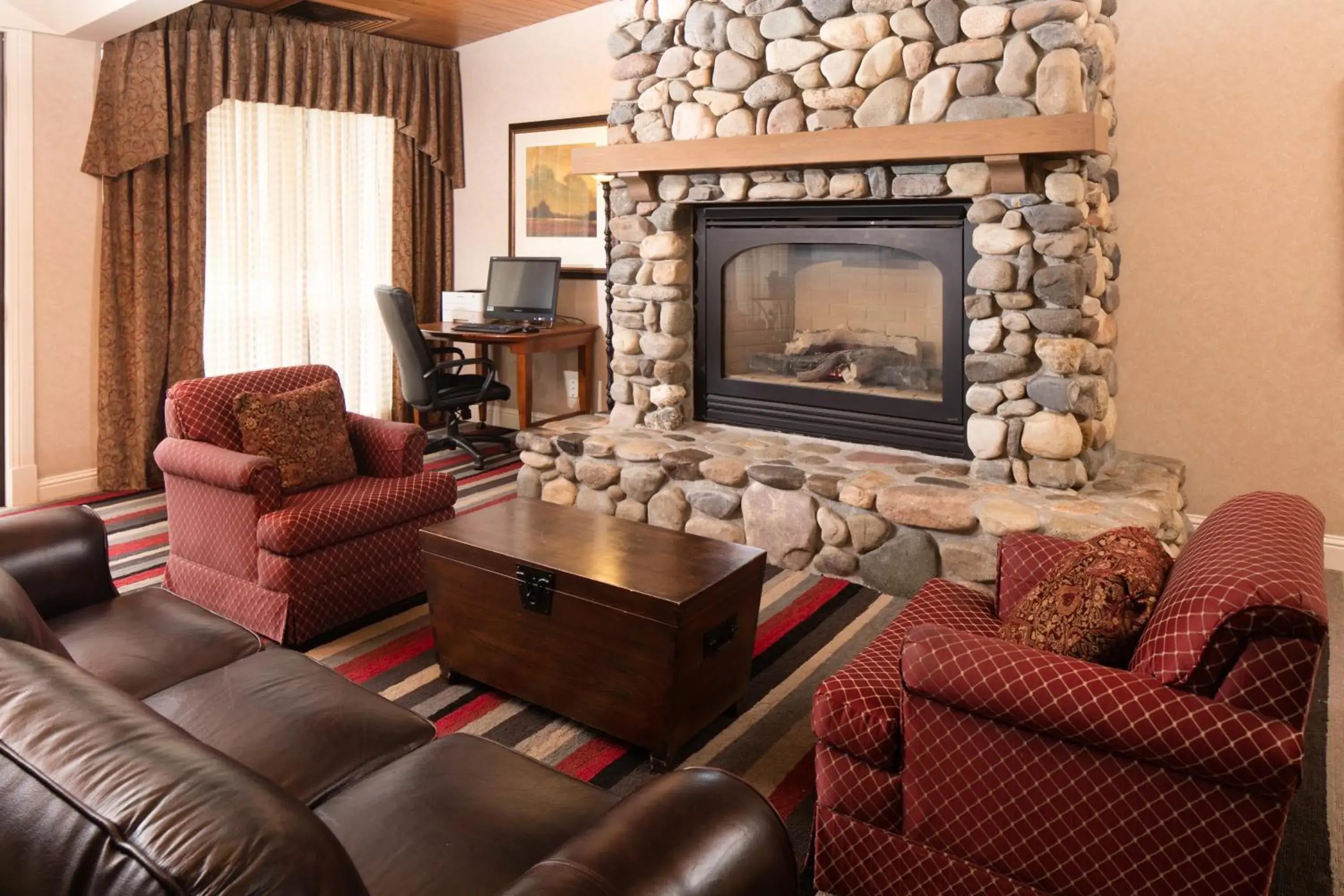 Lobby or reception, Seating Area in Red Lion Hotel Twin Falls