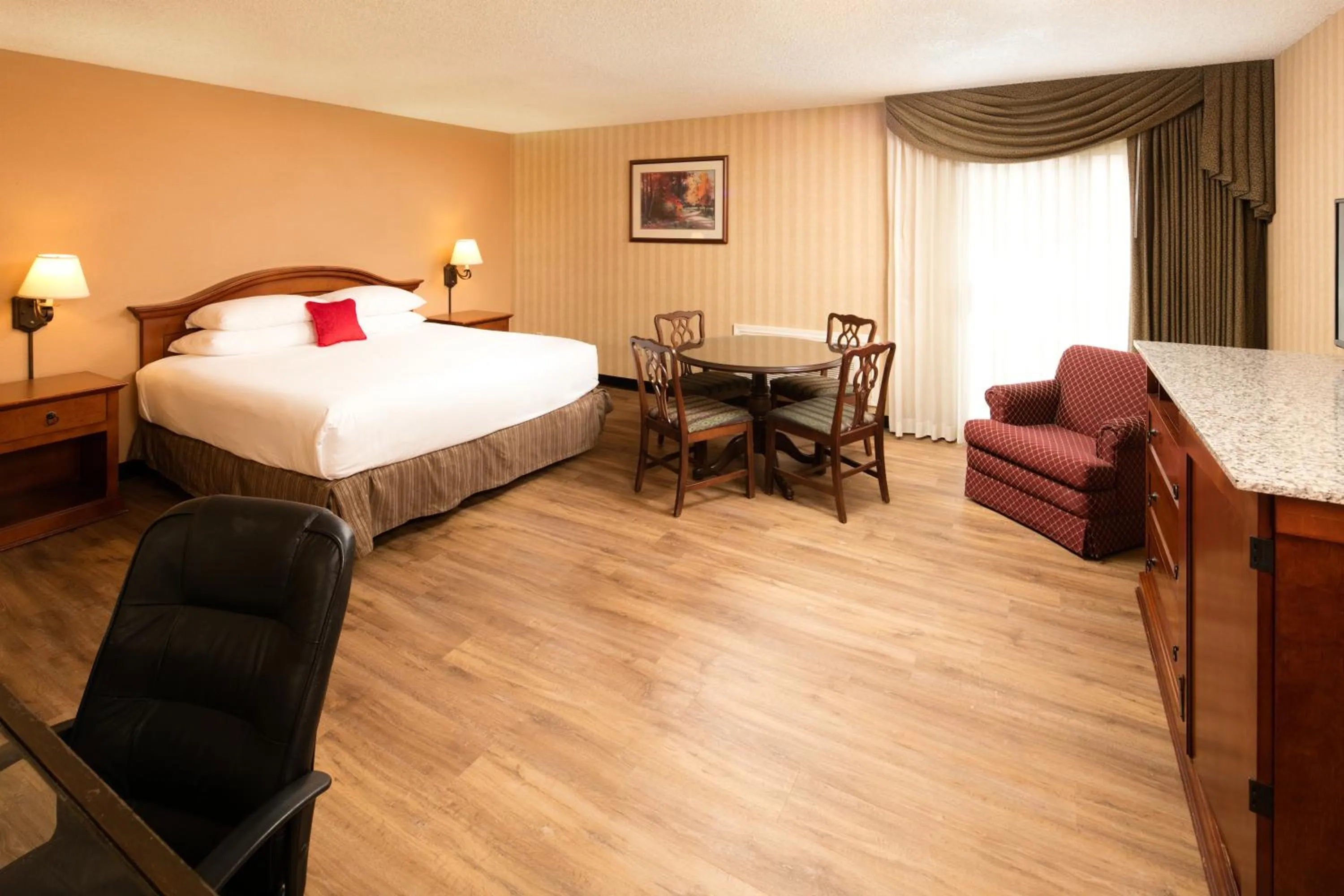 Bed in Red Lion Hotel Twin Falls