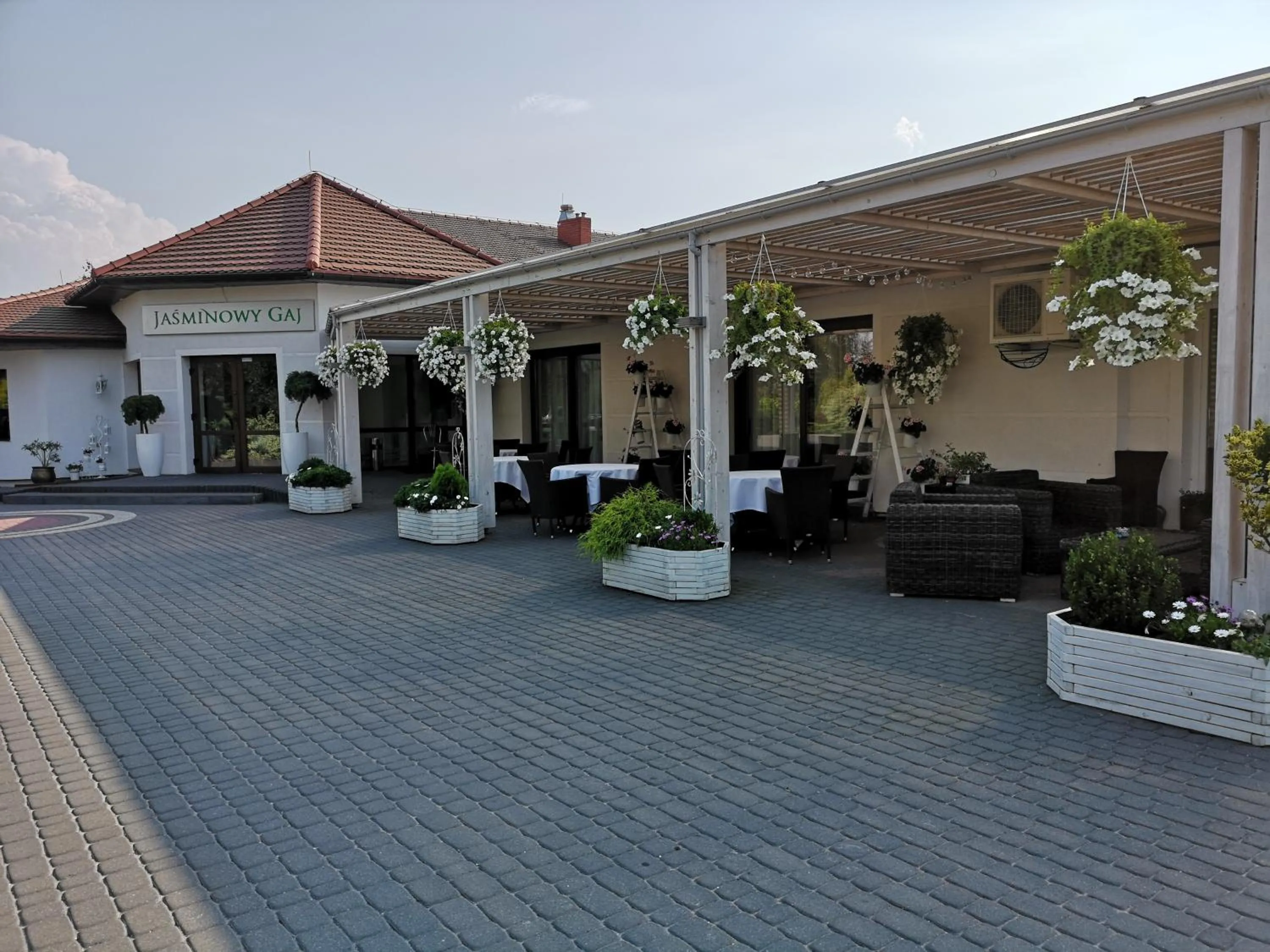 Property building in Jaśminowy Gaj