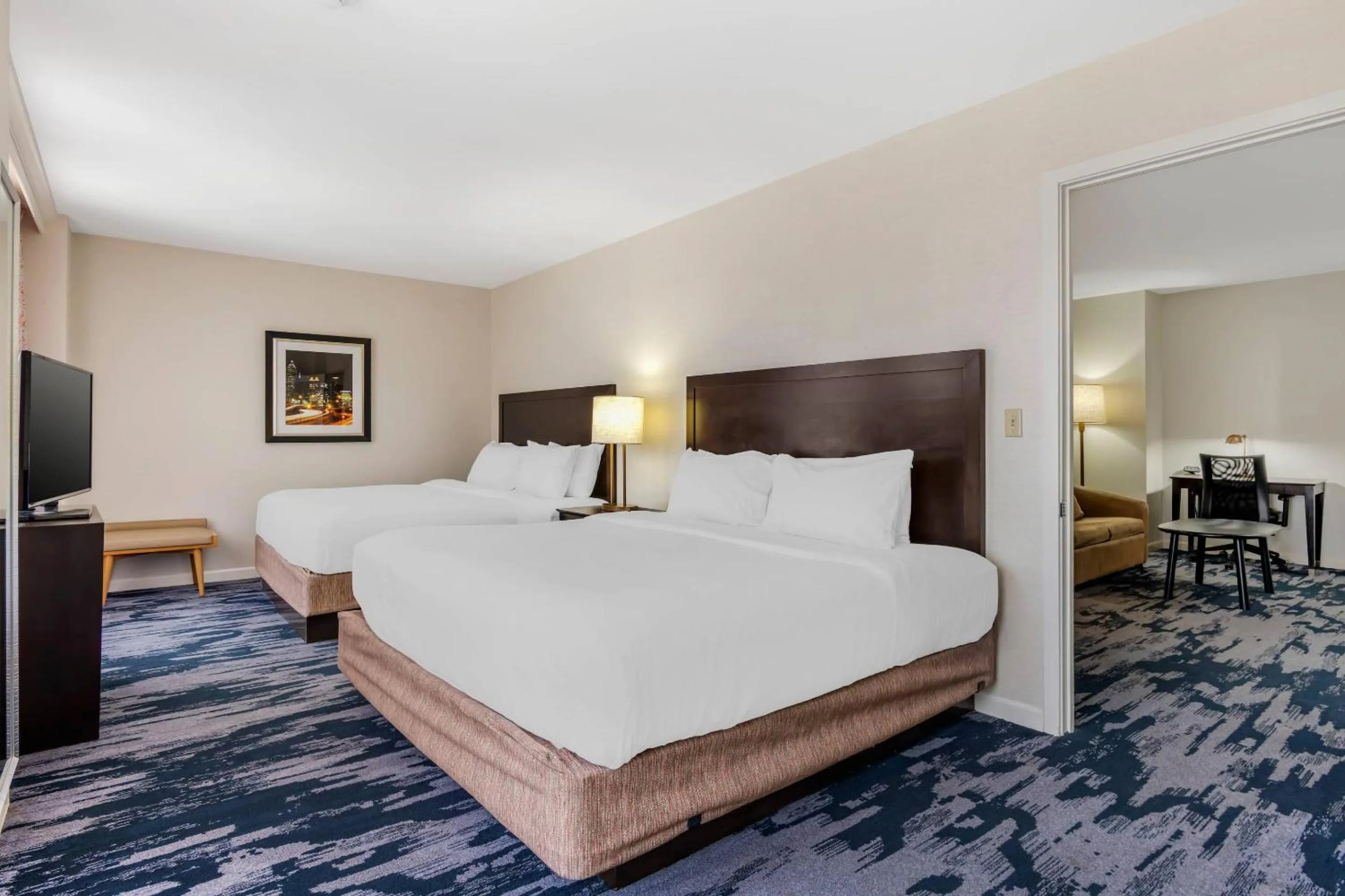 Bedroom, Bed in The Connally Hotel Downtown Atlanta, an Ascend Collection Hotel
