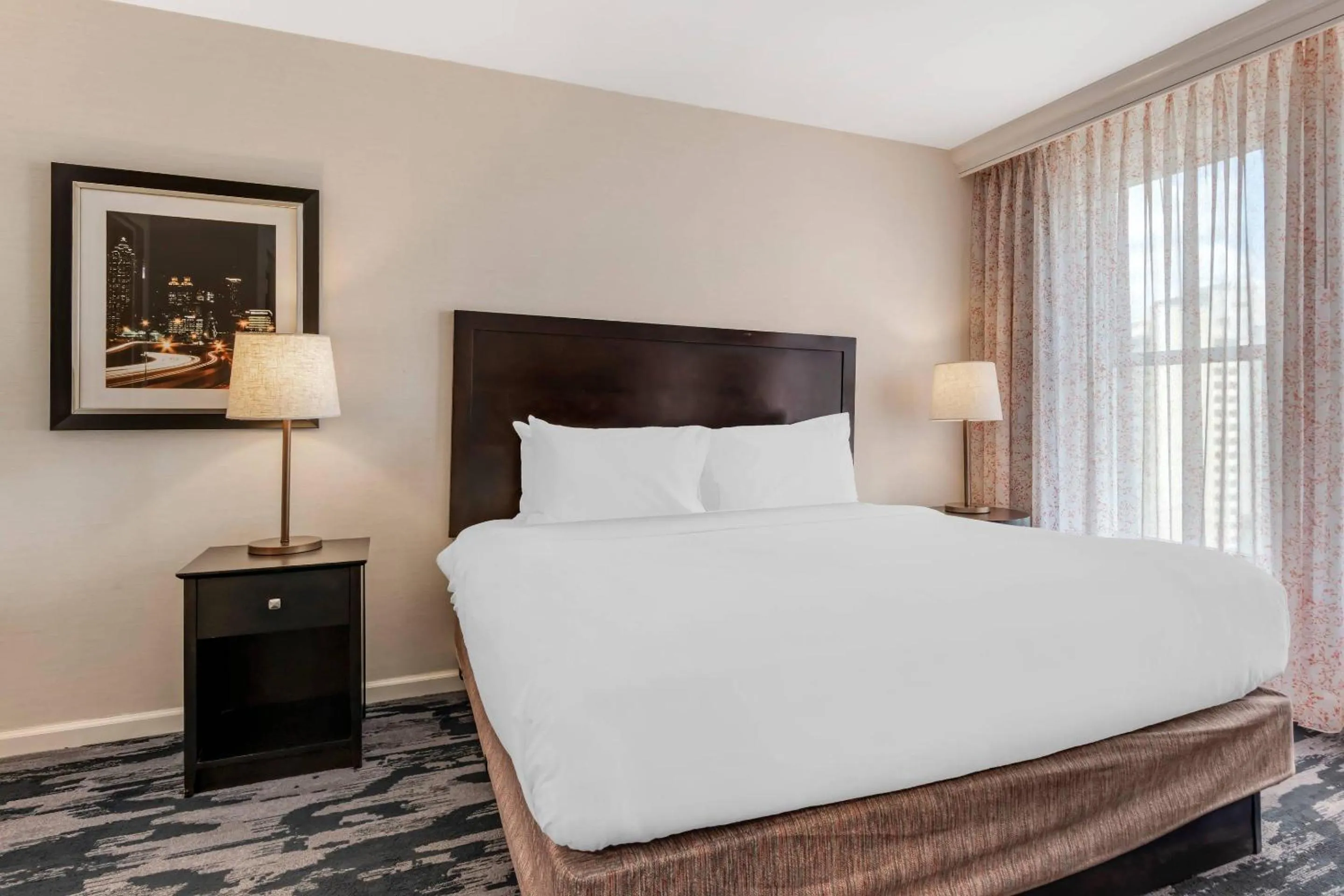 Bedroom, Bed in The Connally Hotel Downtown Atlanta, an Ascend Collection Hotel