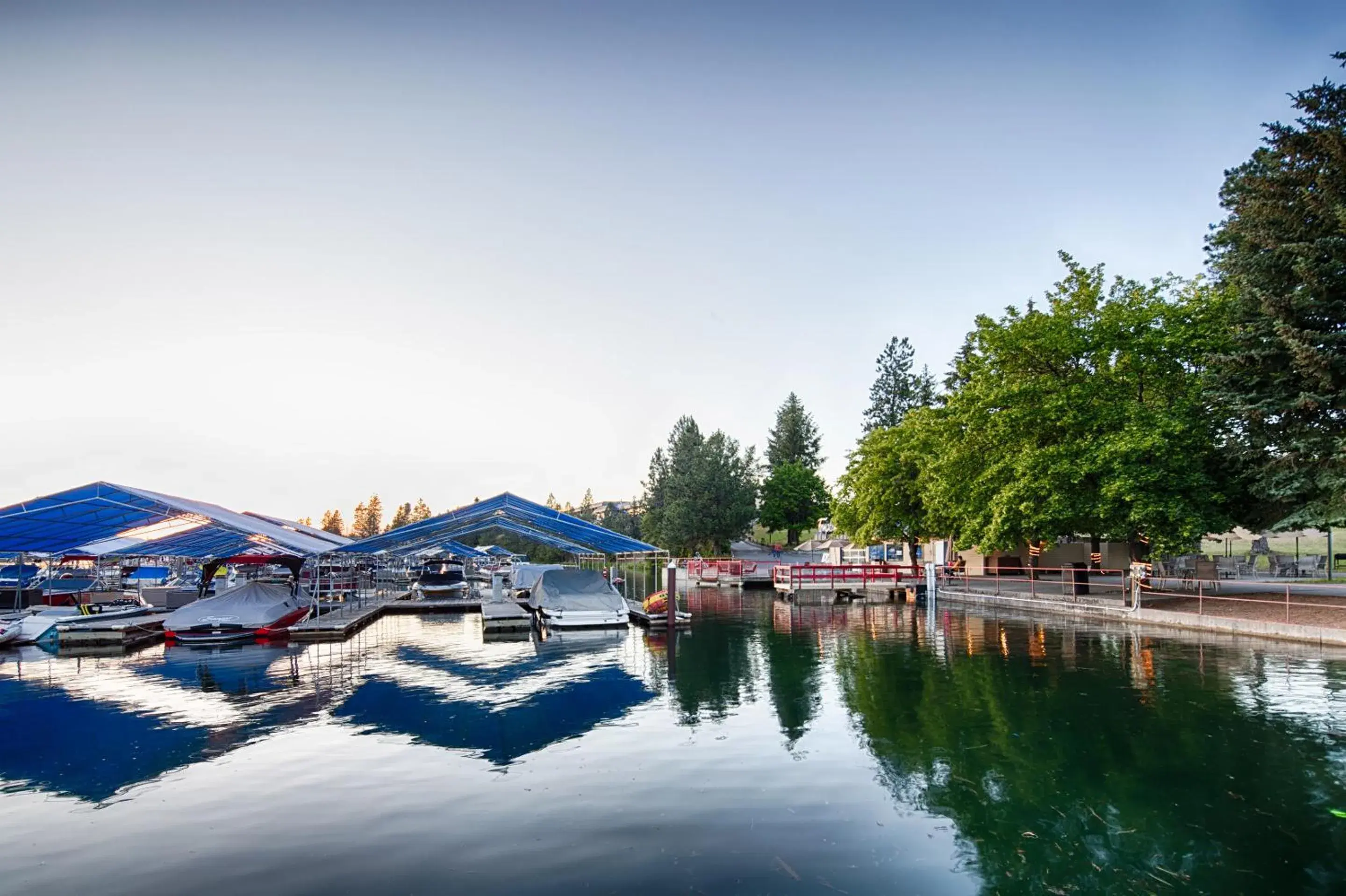 River view in Red Lion Templin's Hotel on the River River view in Red Lion Templin's Hotel on the River