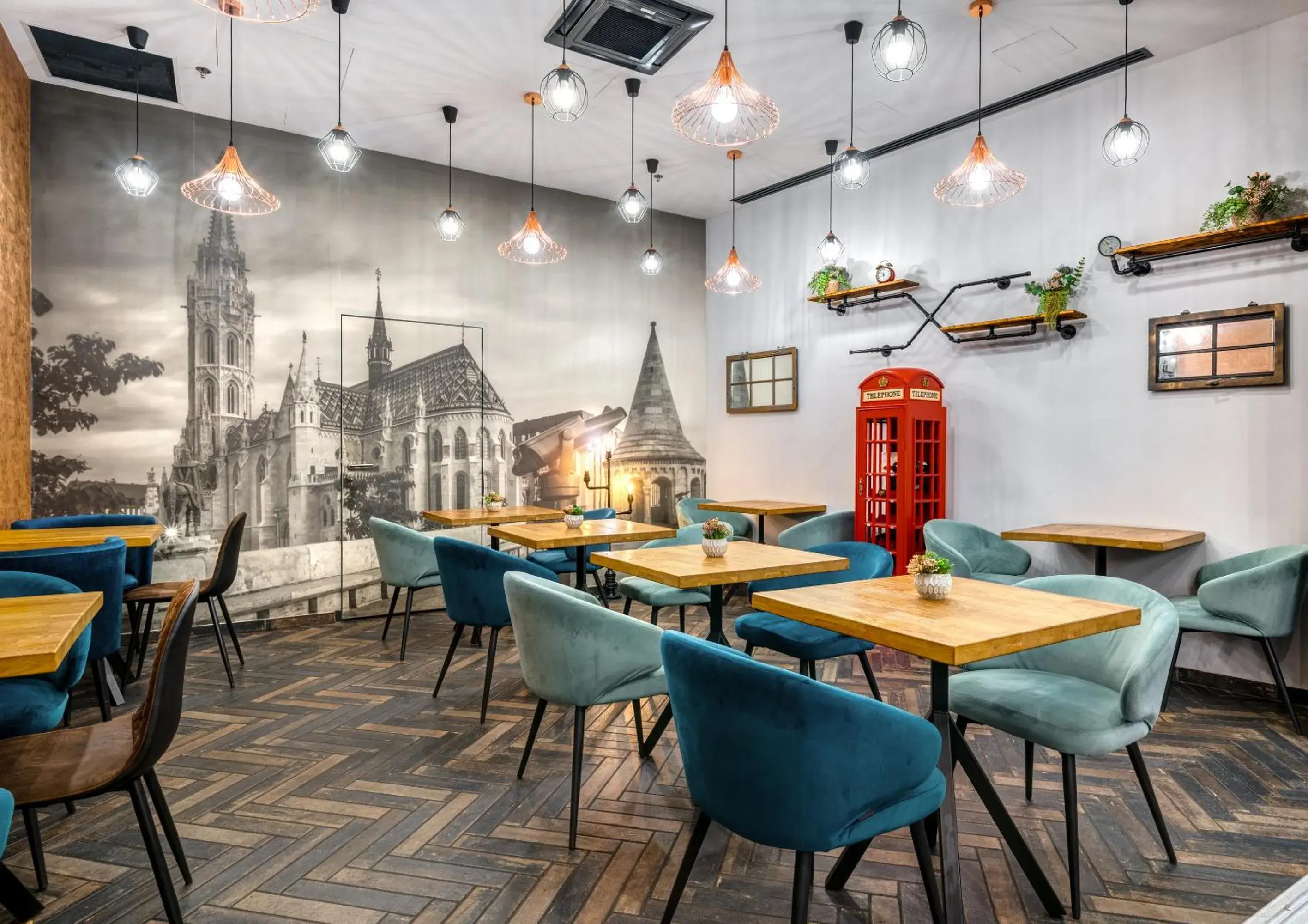 Restaurant/places to eat in Hotel Memories OldTown Restaurant/places to eat in Hotel Memories OldTown