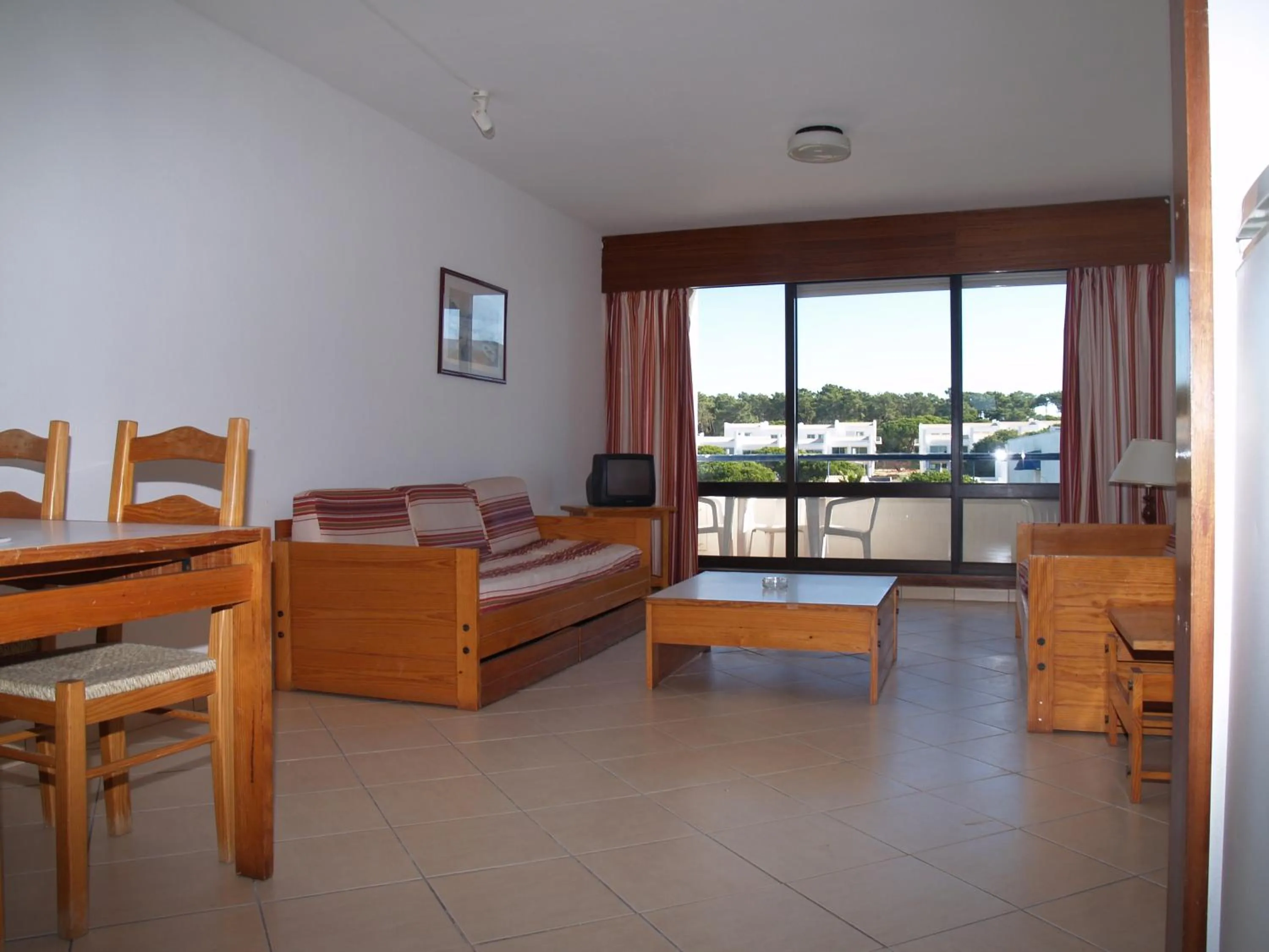Seating area, Bed in Parque Mourabel, Oásis Village & Pé do Lago
