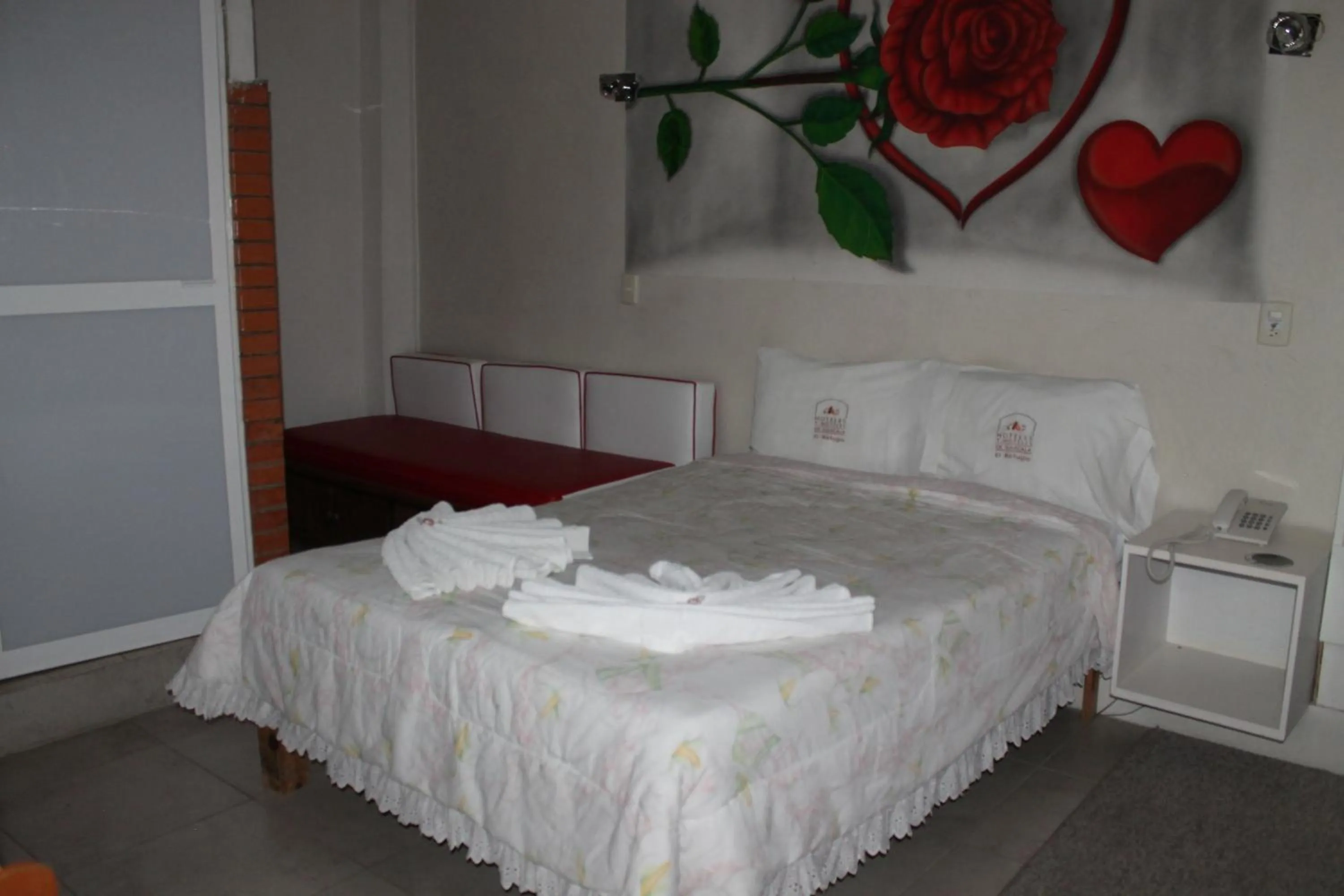 Bed in Hotel El Refugio