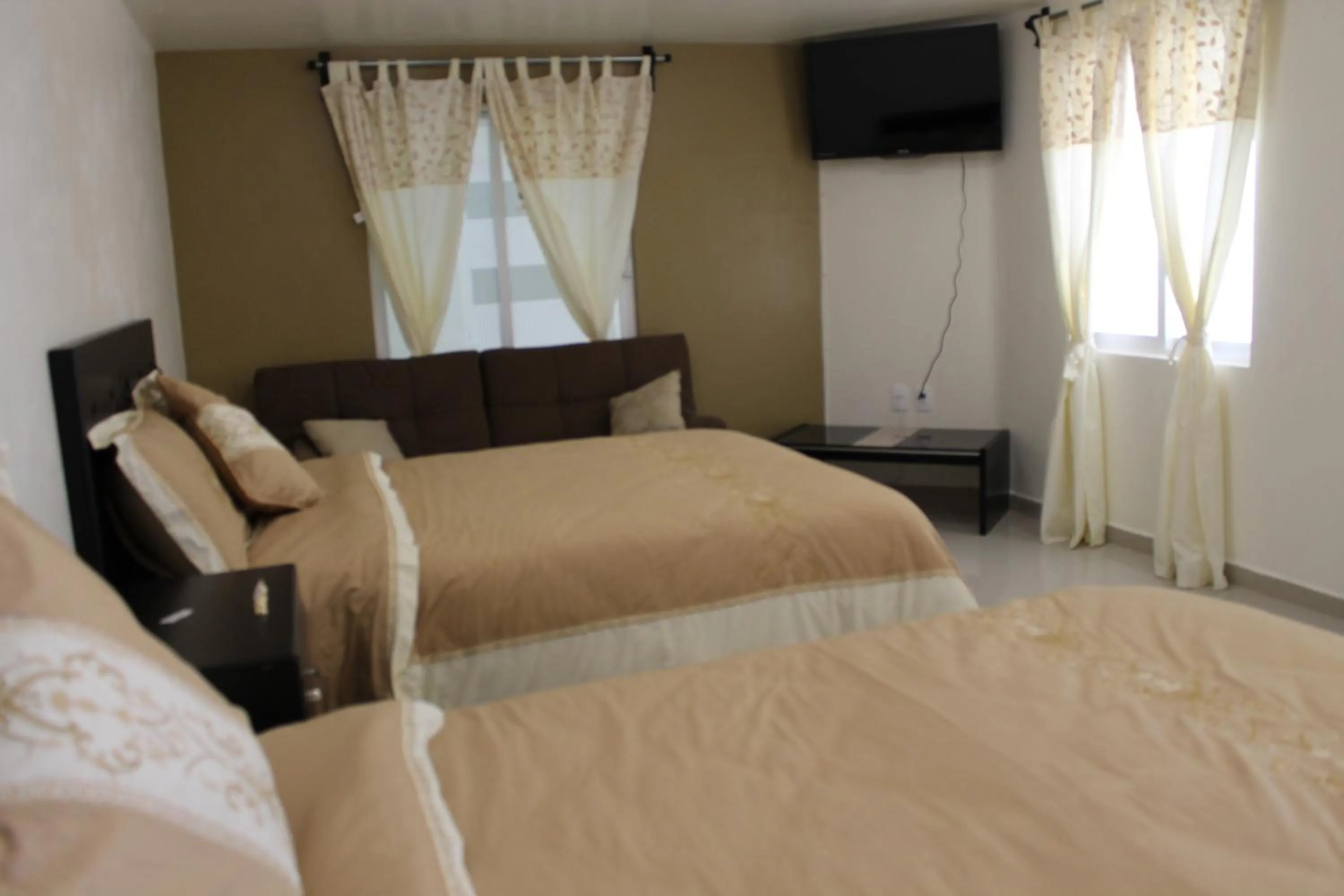 Photo of the whole room, Bed in Hotel El Refugio