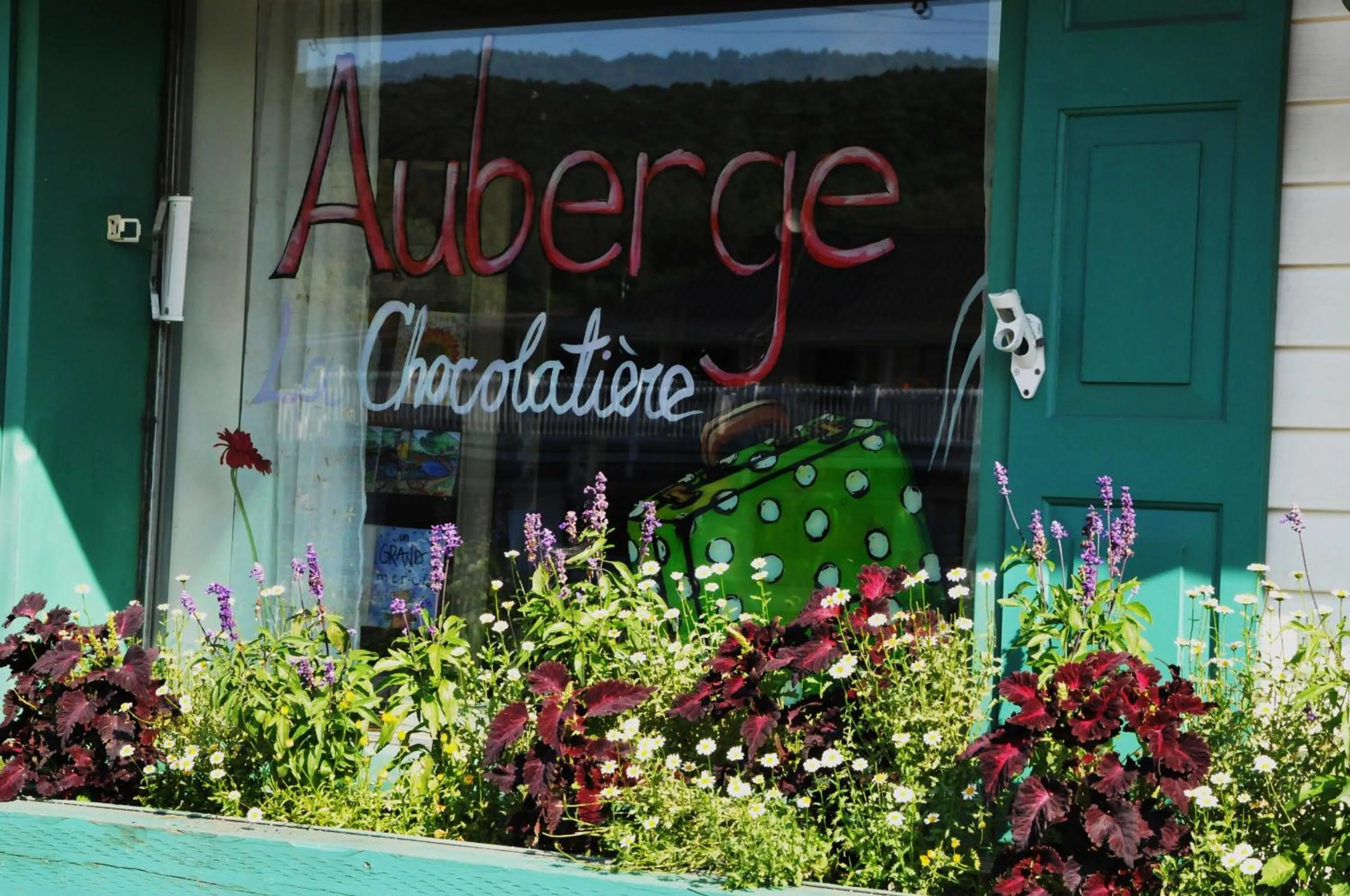 Facade/entrance in Auberge La Chocolatiere