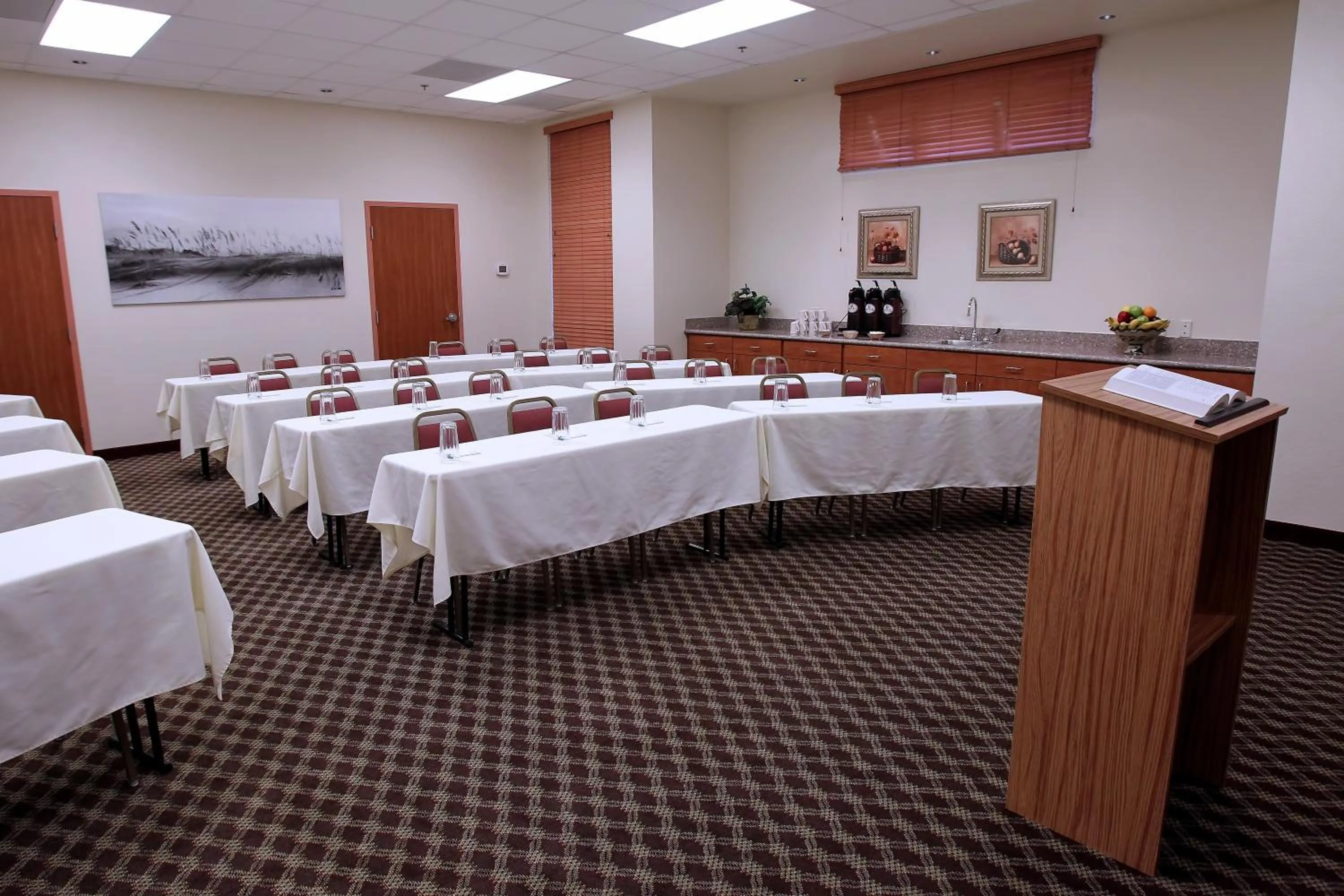 Banquet/Function facilities in Garden Place Suites