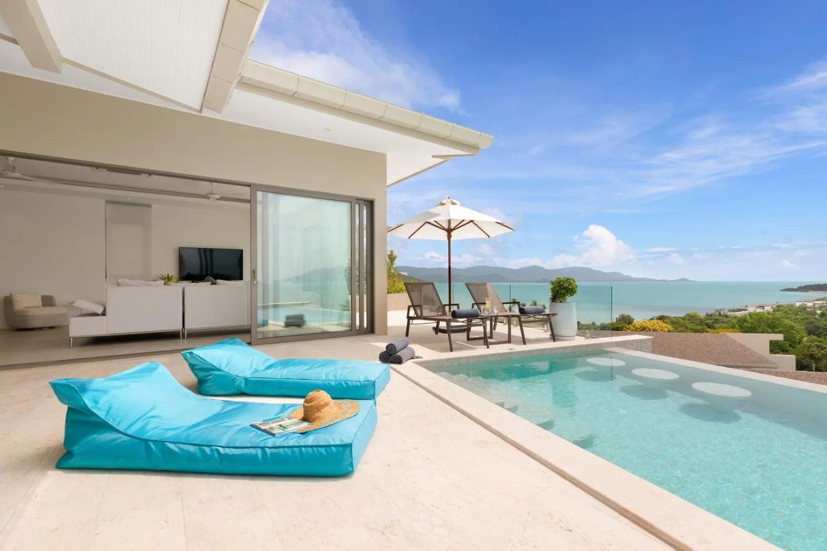 Swimming pool in Samui Bayside Luxury Villas